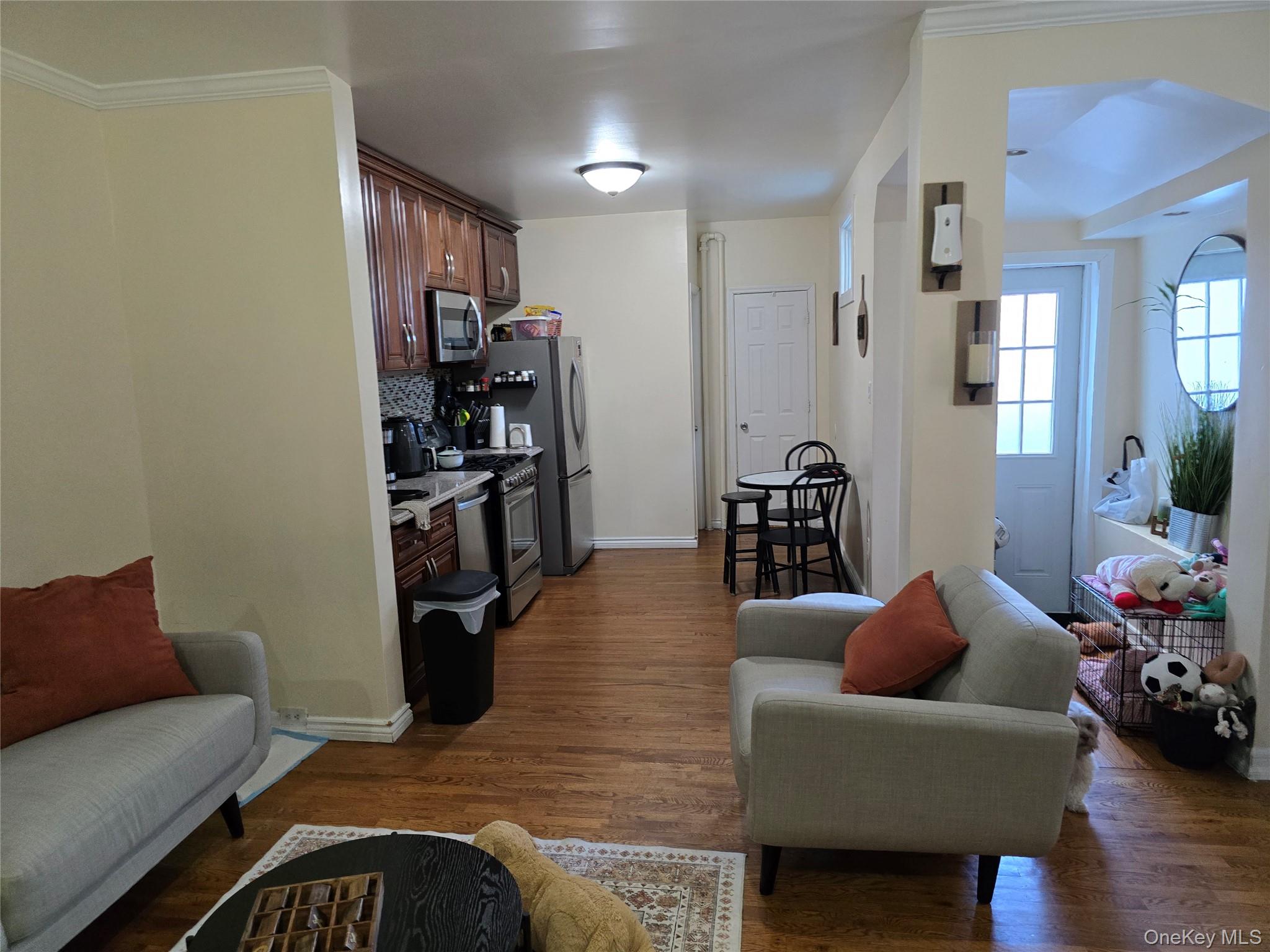 367 Lincoln Avenue Property Photo 11