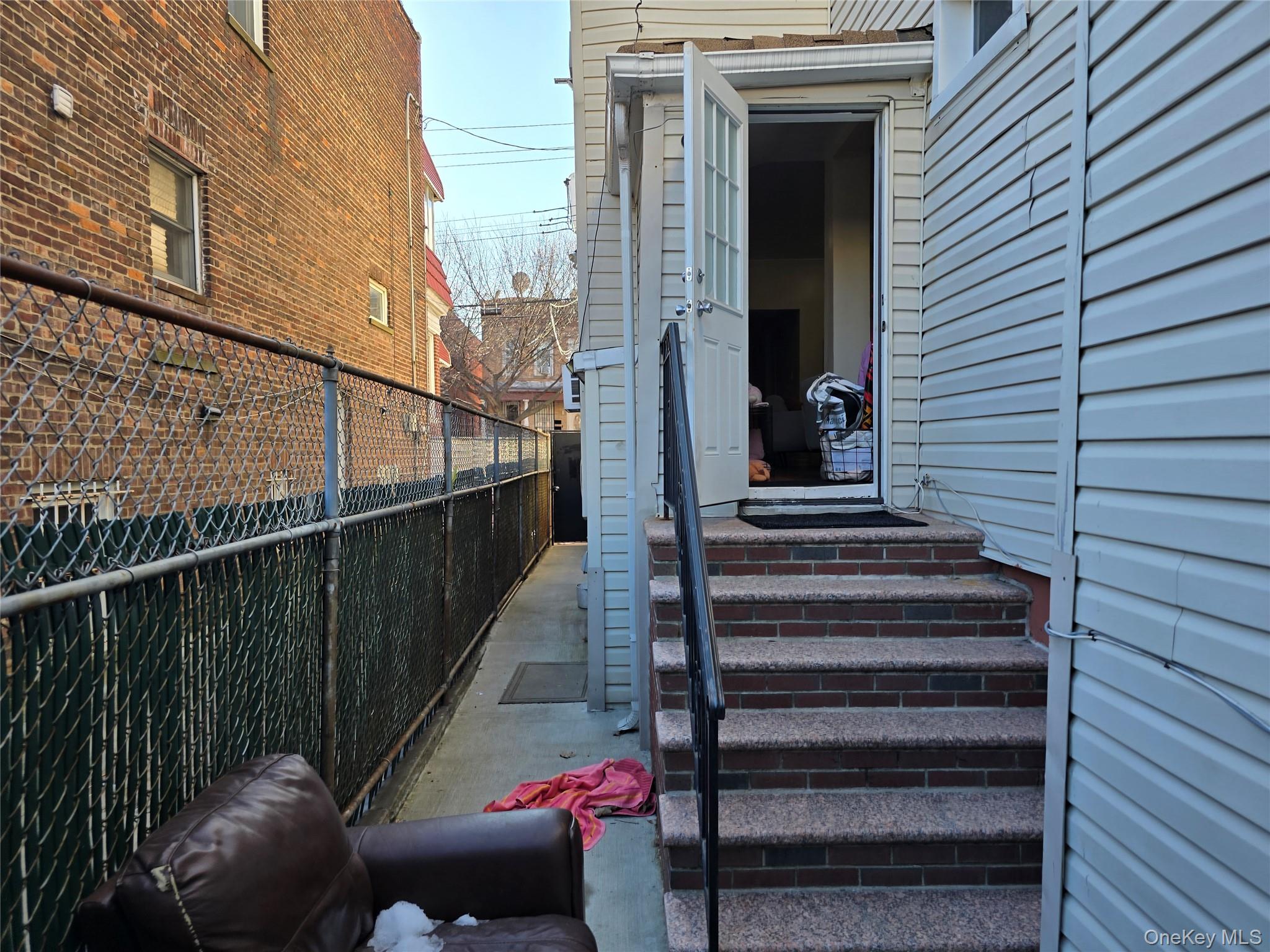 367 Lincoln Avenue Property Photo 30