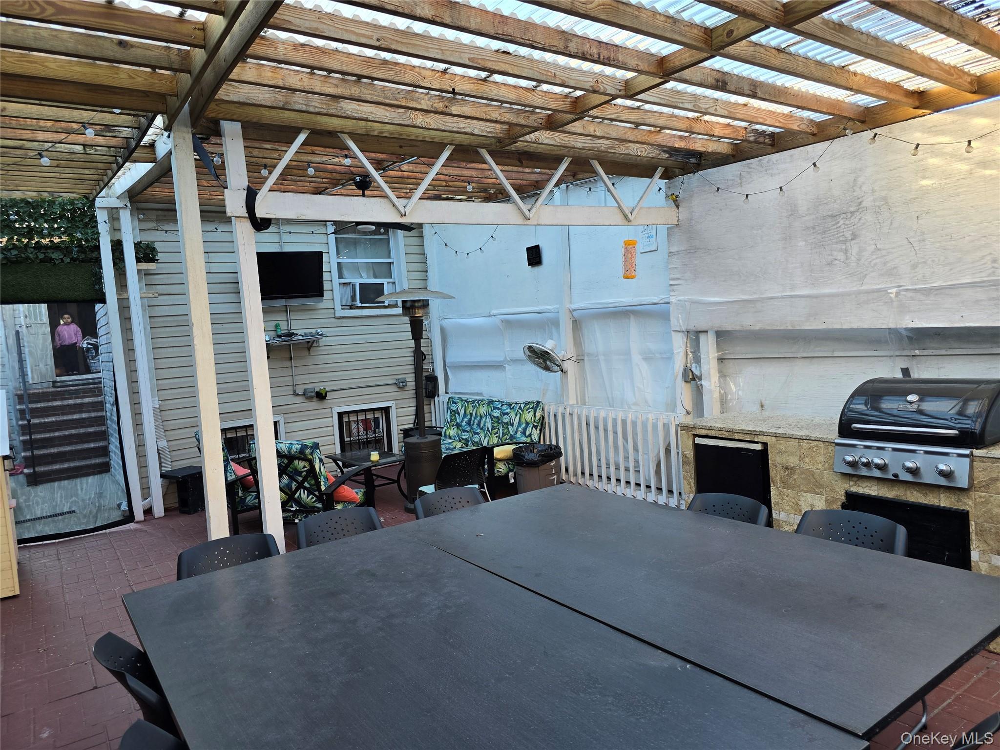 367 Lincoln Avenue Property Photo 33