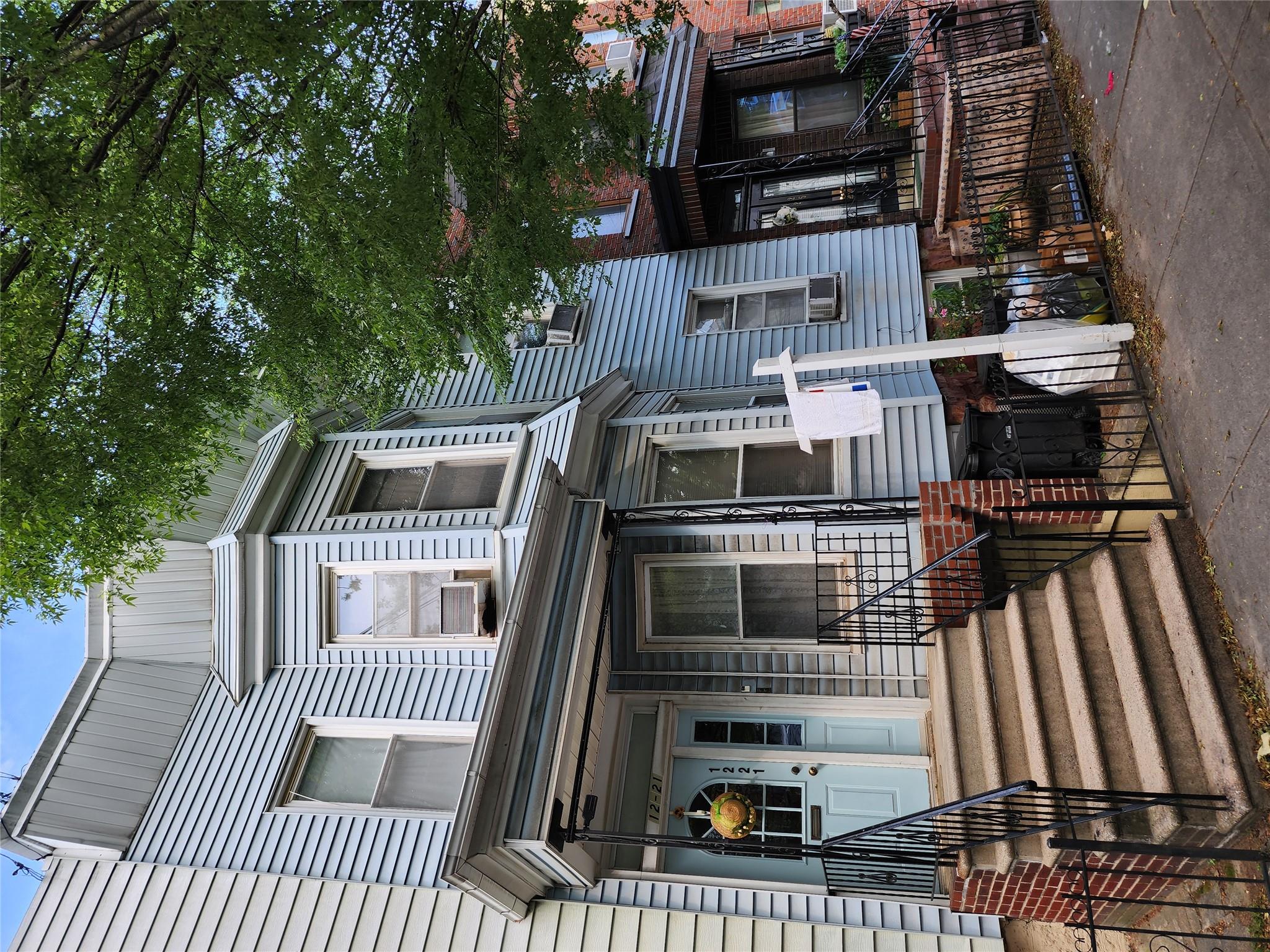 12-21 30th Drive Property Photo 1