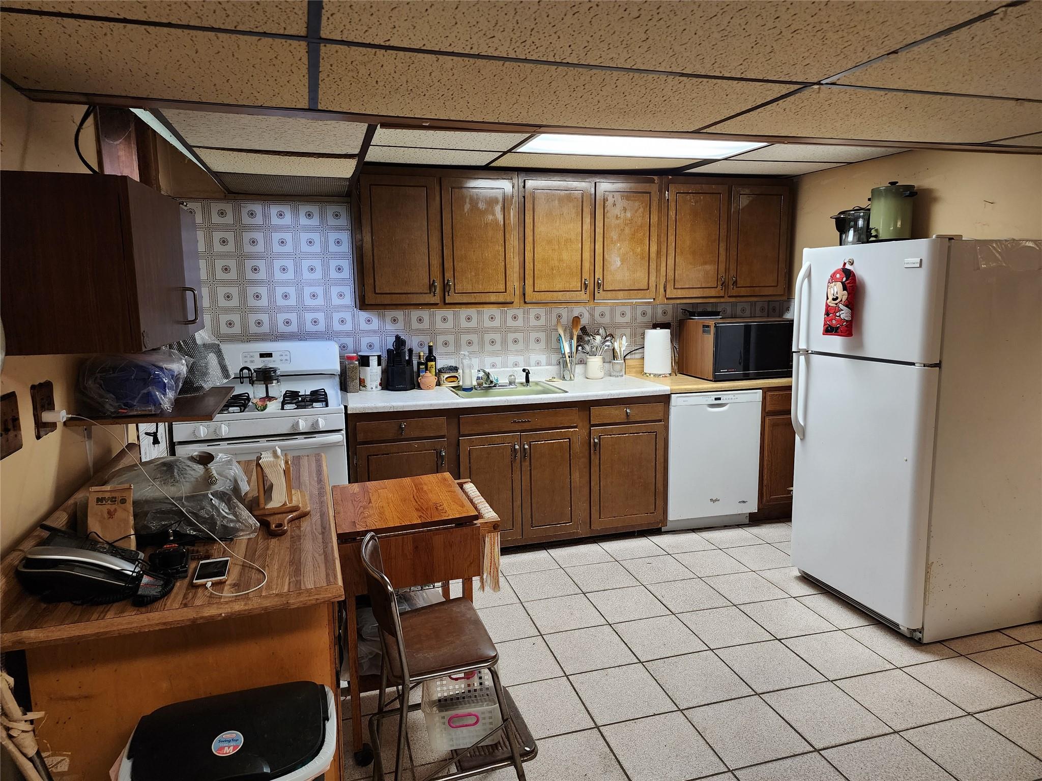 12-21 30th Drive Property Photo 6