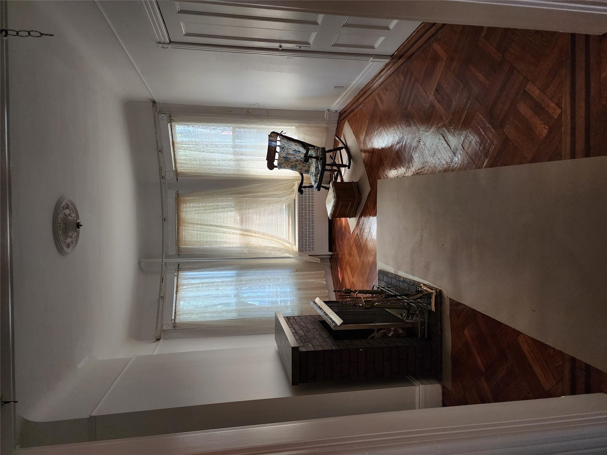 12-21 30th Drive Property Photo 7