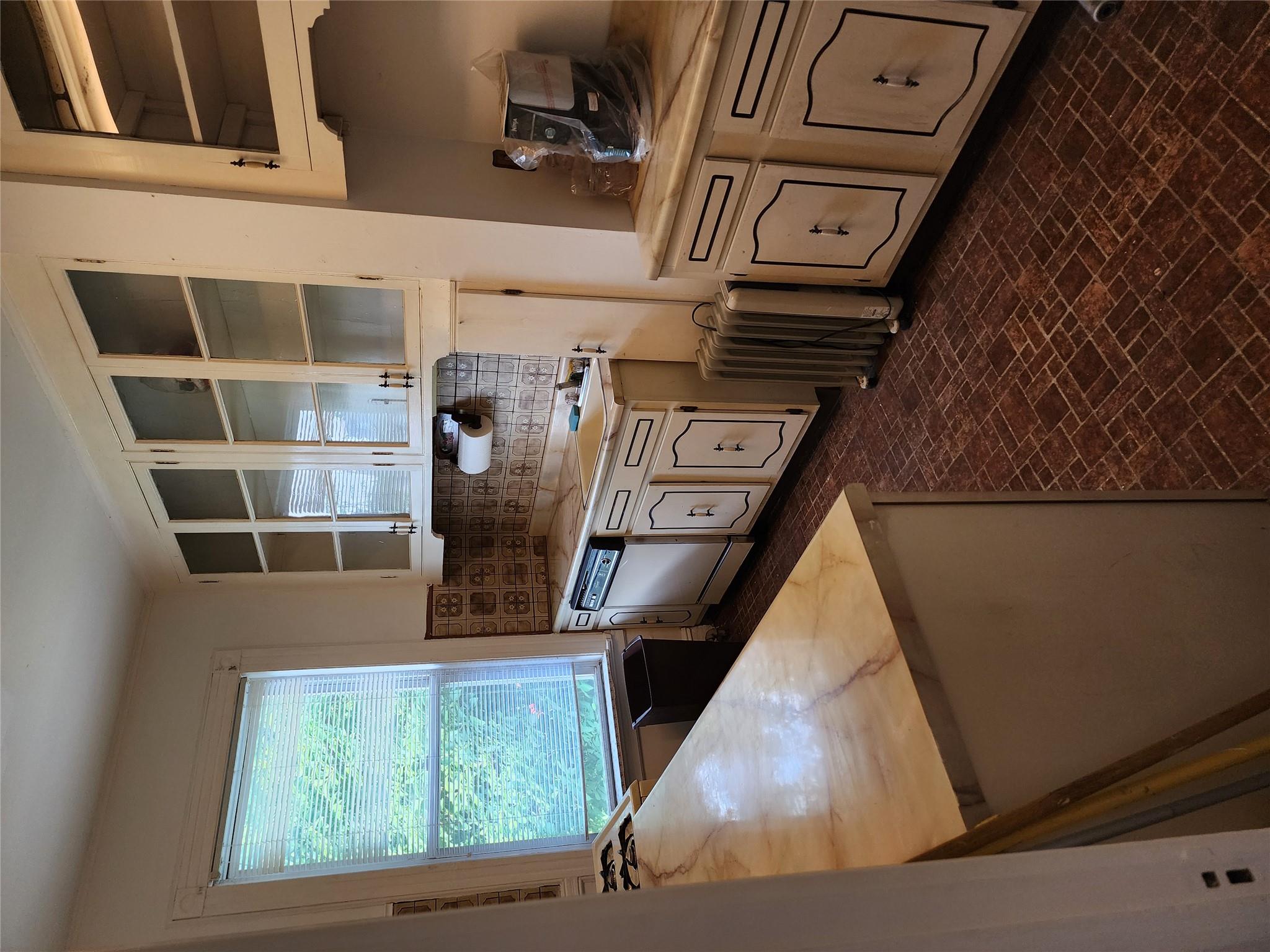 12-21 30th Drive Property Photo 12