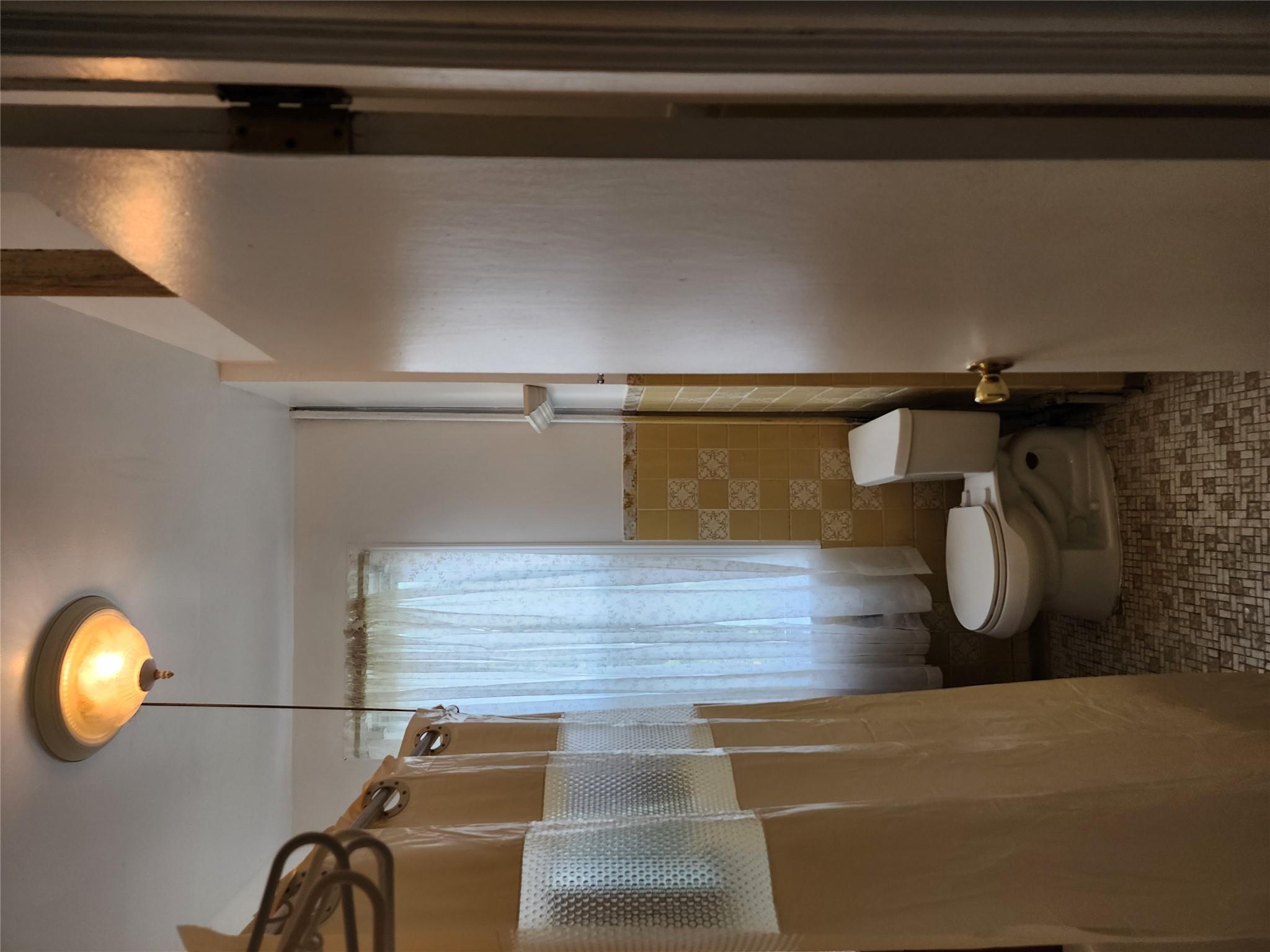 12-21 30th Drive Property Photo 14