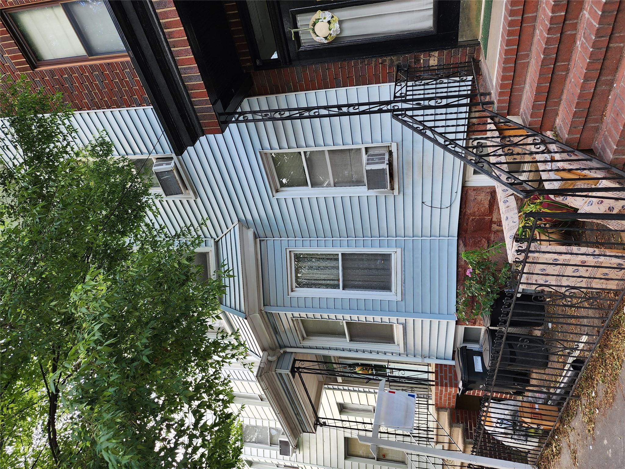 12-21 30th Drive Property Photo 17