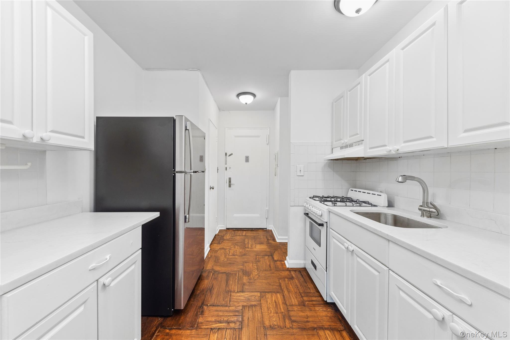 5355 Henry Hudson Parkway 4g Property Photo 5