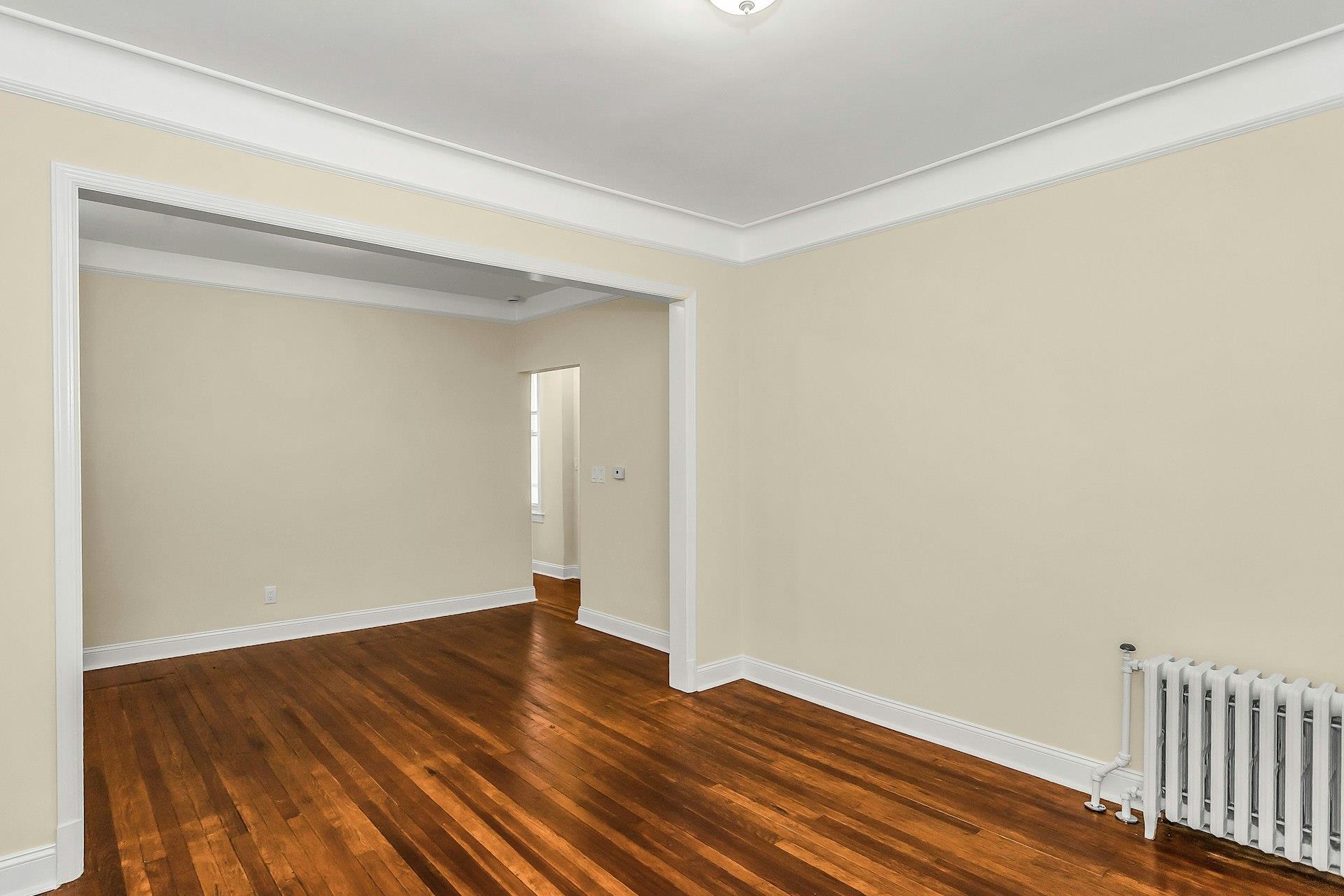 25-34 42nd Street Property Photo 6