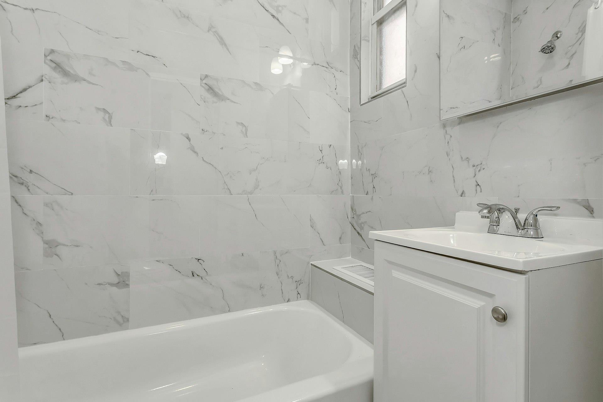 25-34 42nd Street Property Photo 16