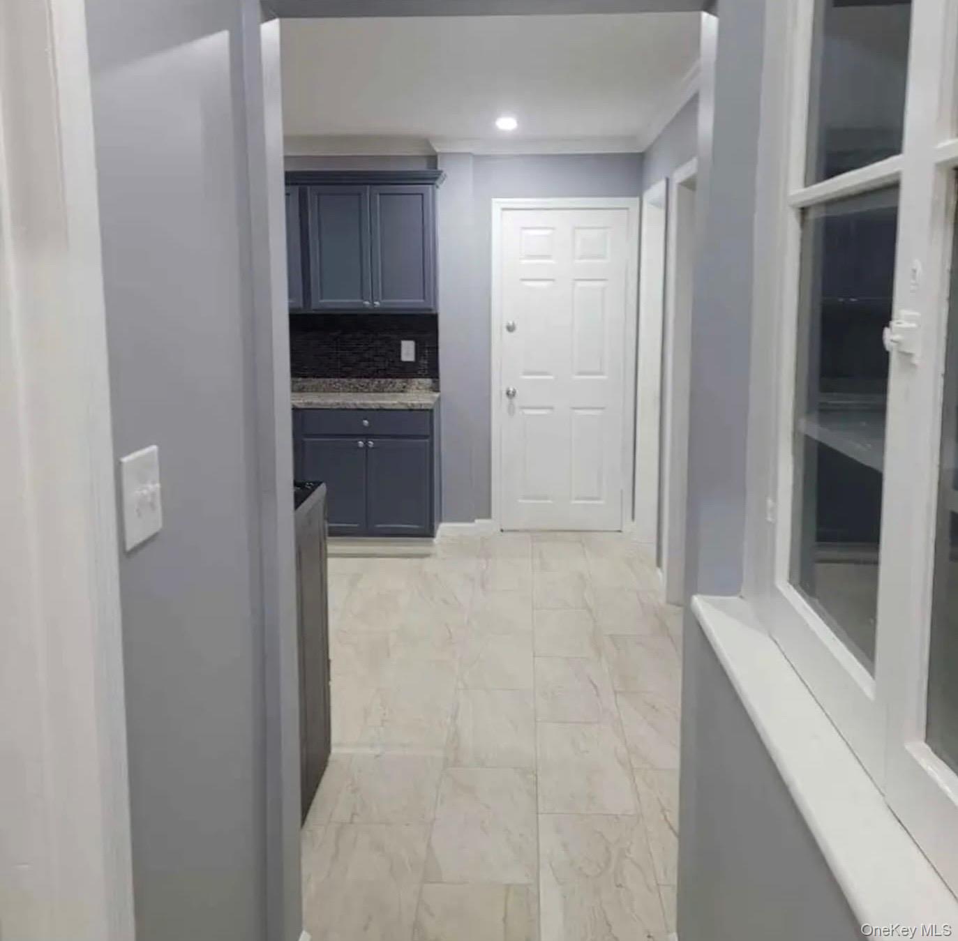 515 Summit Ave Property Photo 3