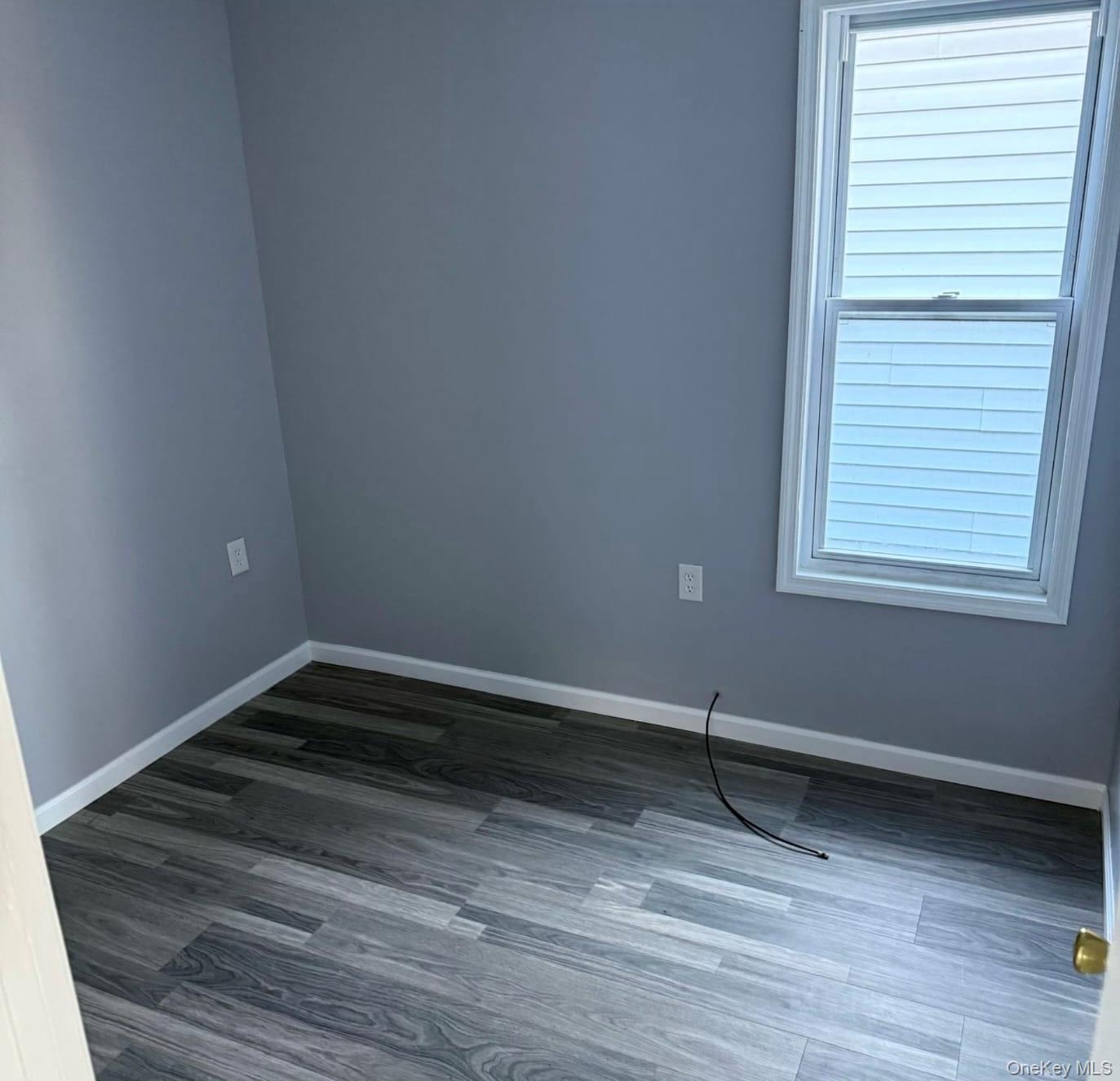 515 Summit Ave Property Photo 5