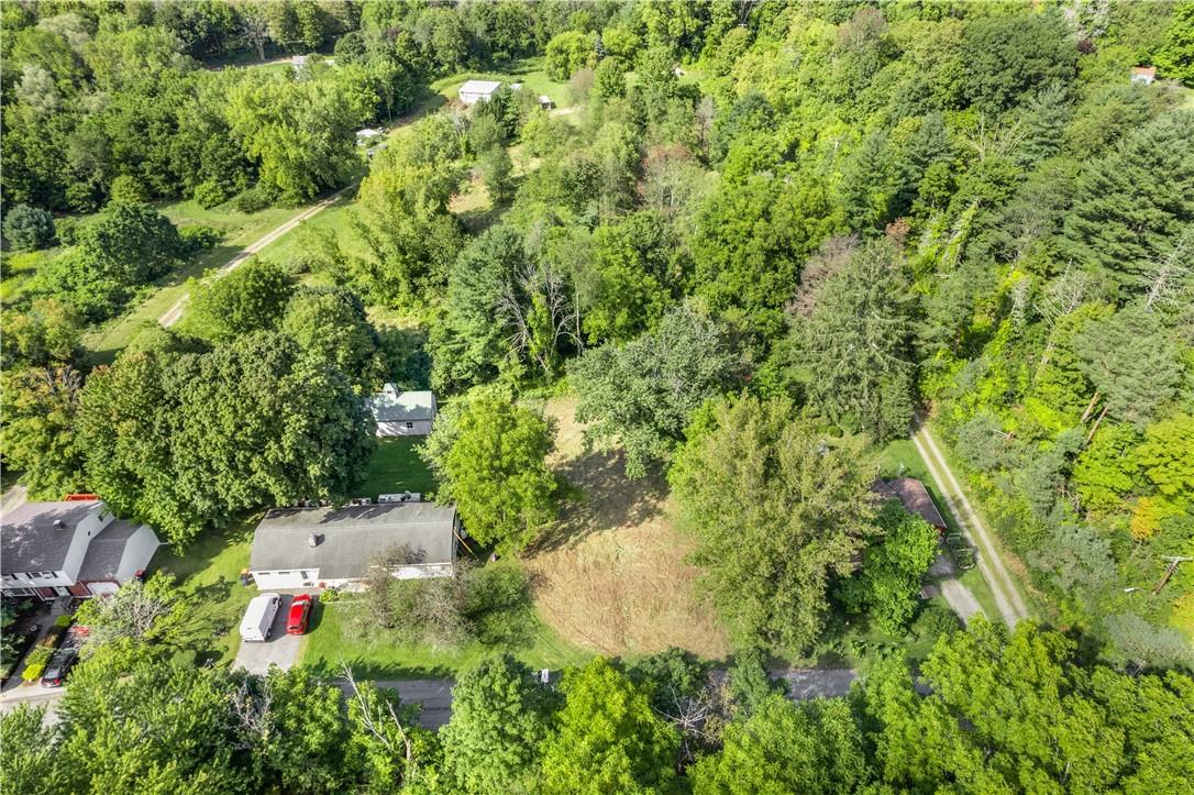 80 Midway Avenue Property Photo 11