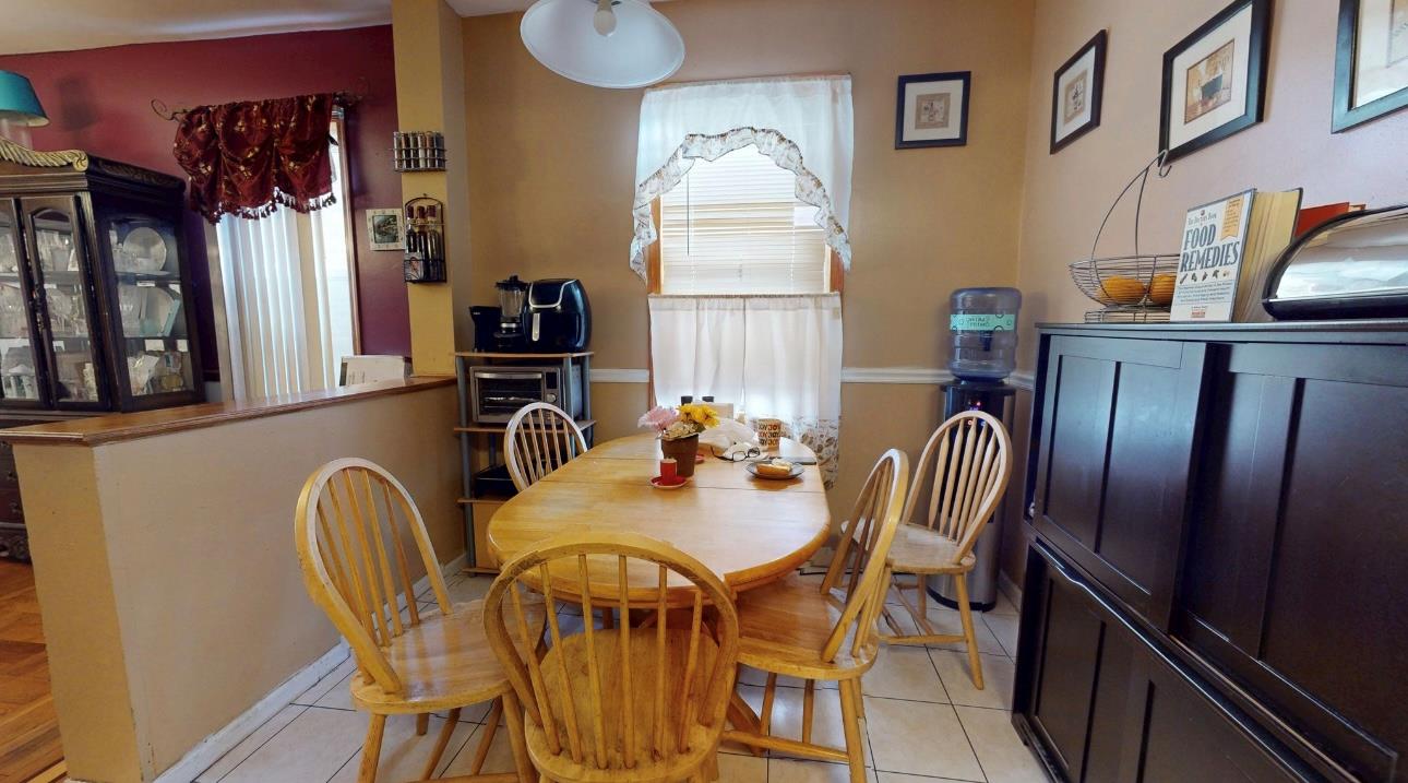 2547 Laconia Avenue Property Photo 16