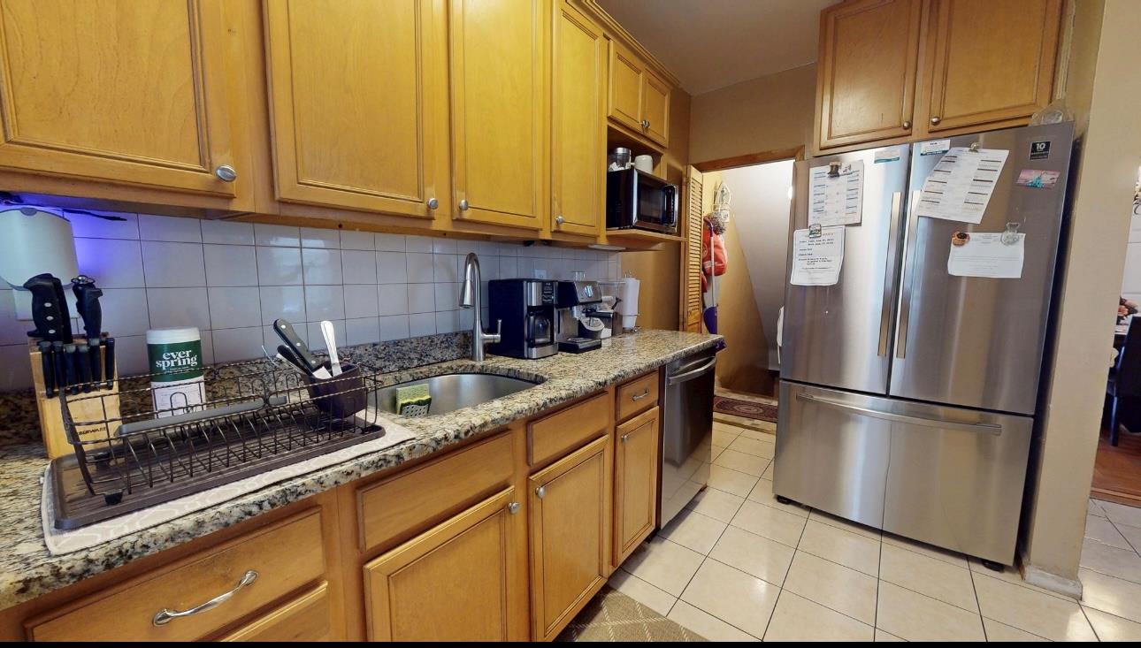 2547 Laconia Avenue Property Photo 17