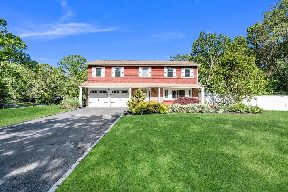 17 Woodview Drive Property Photo 1