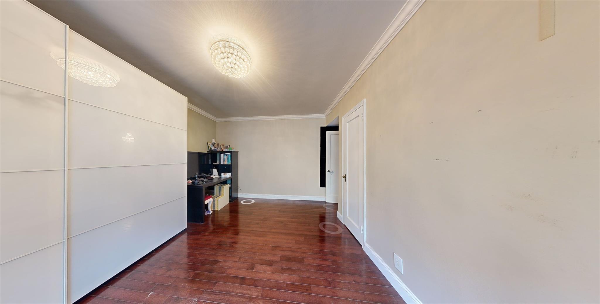 9410 64 Road B6 Property Photo 7