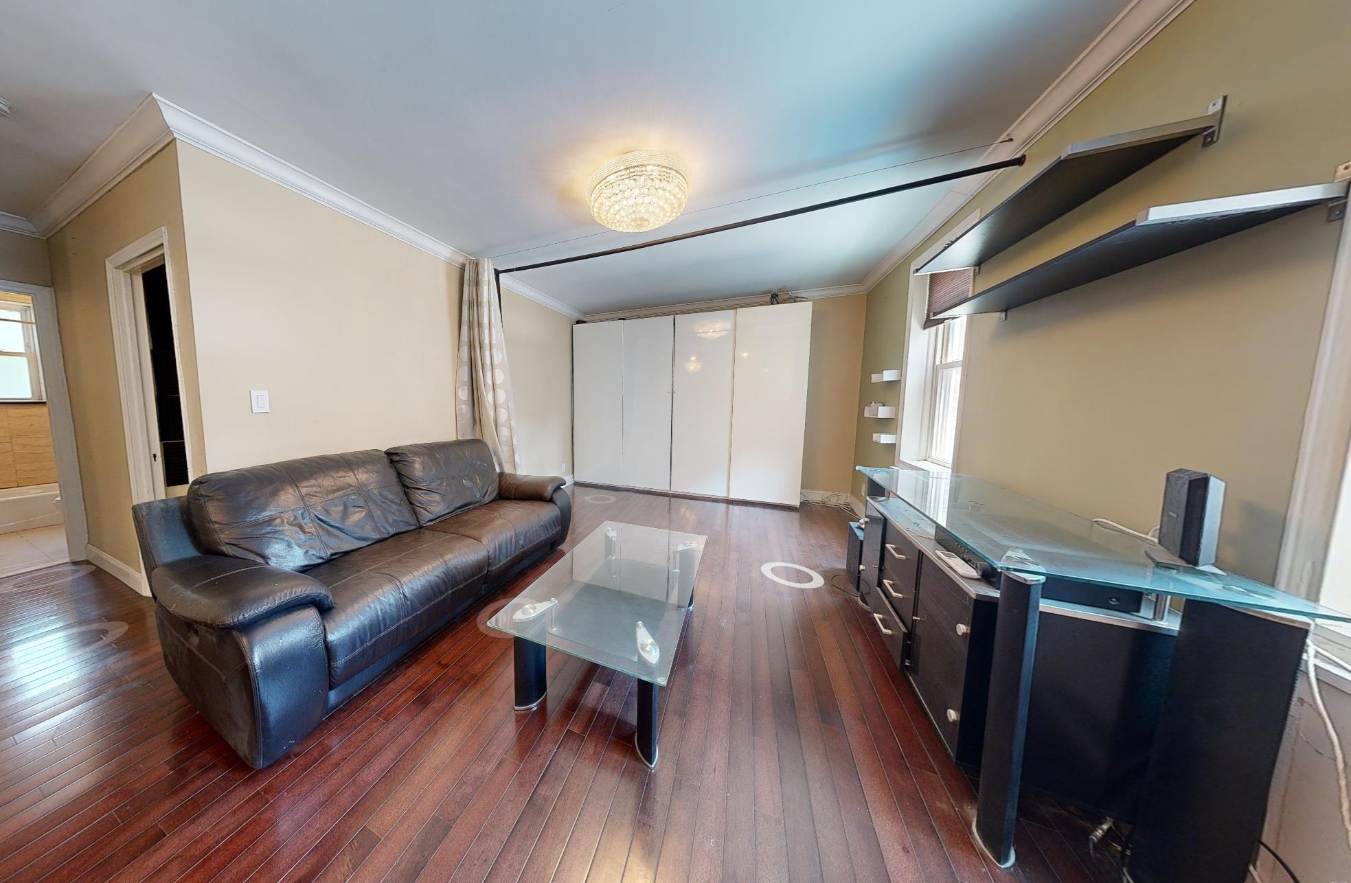 9410 64 Road B6 Property Photo 8
