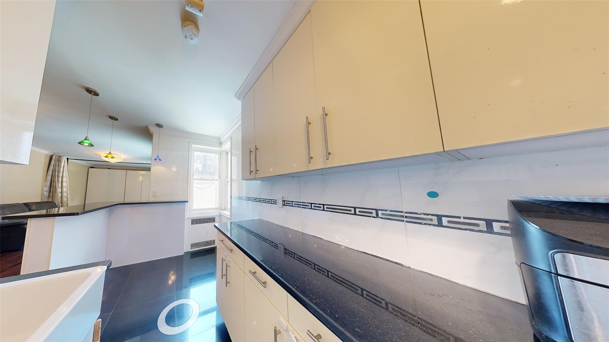 9410 64 Road B6 Property Photo 11