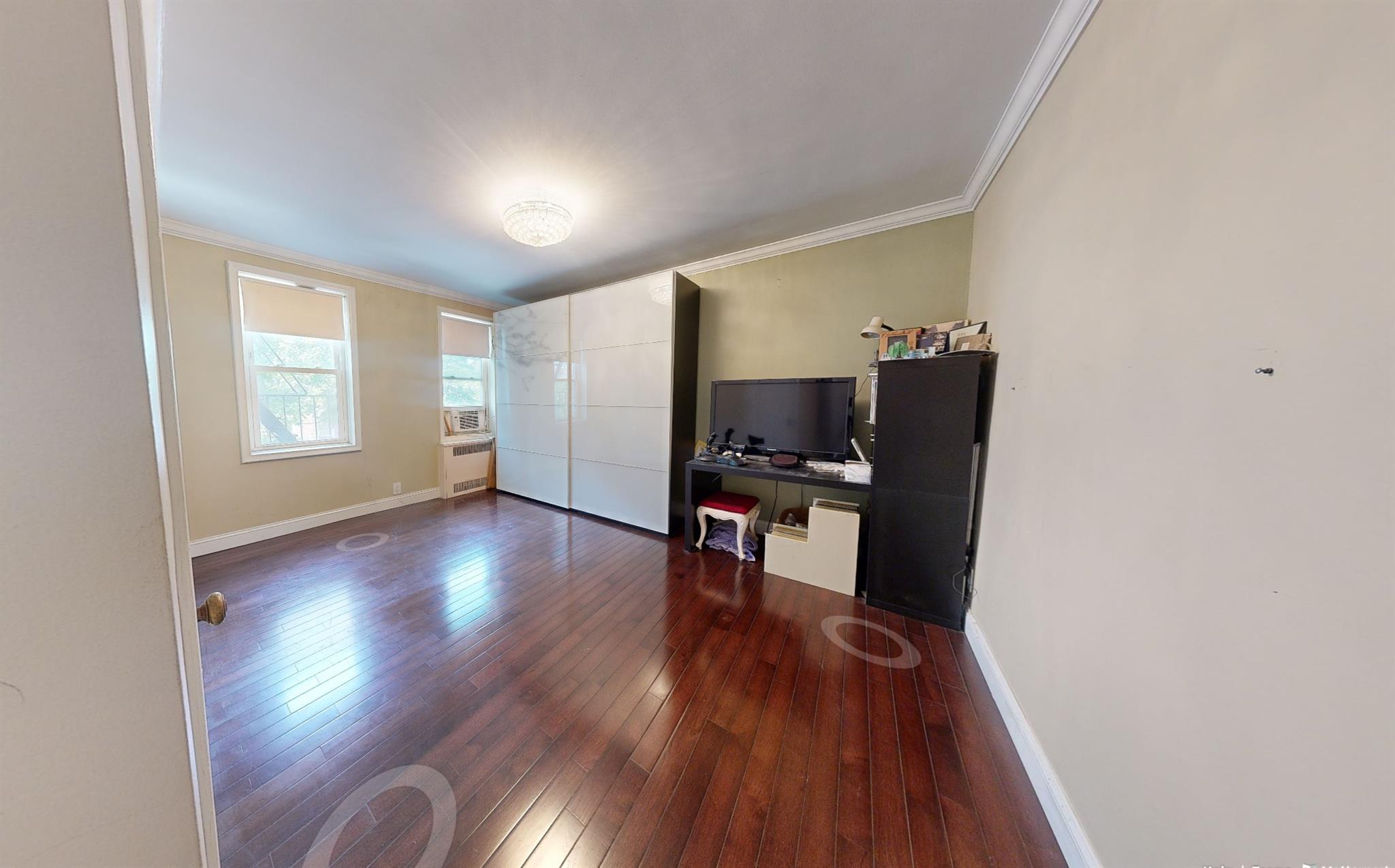 9410 64 Road B6 Property Photo 14