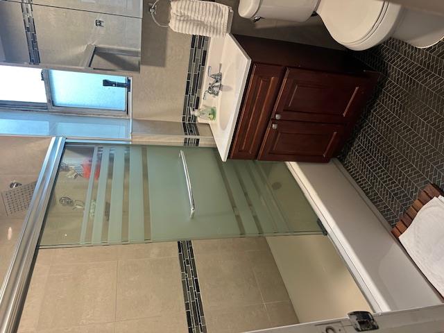 4229 Newtown Road Property Photo 5