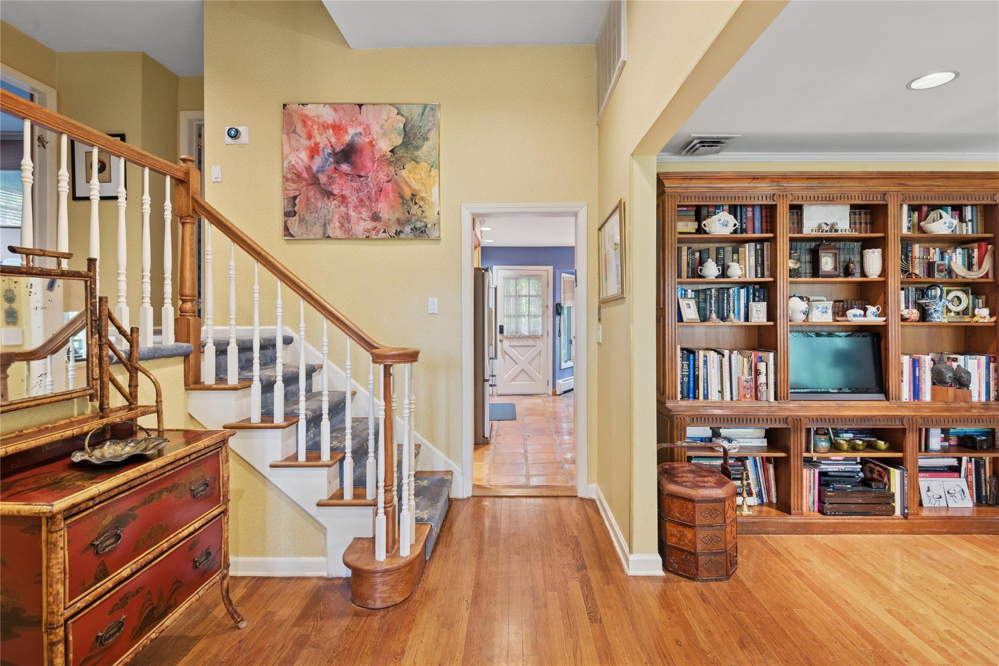 221 Somerset Drive Property Photo 5