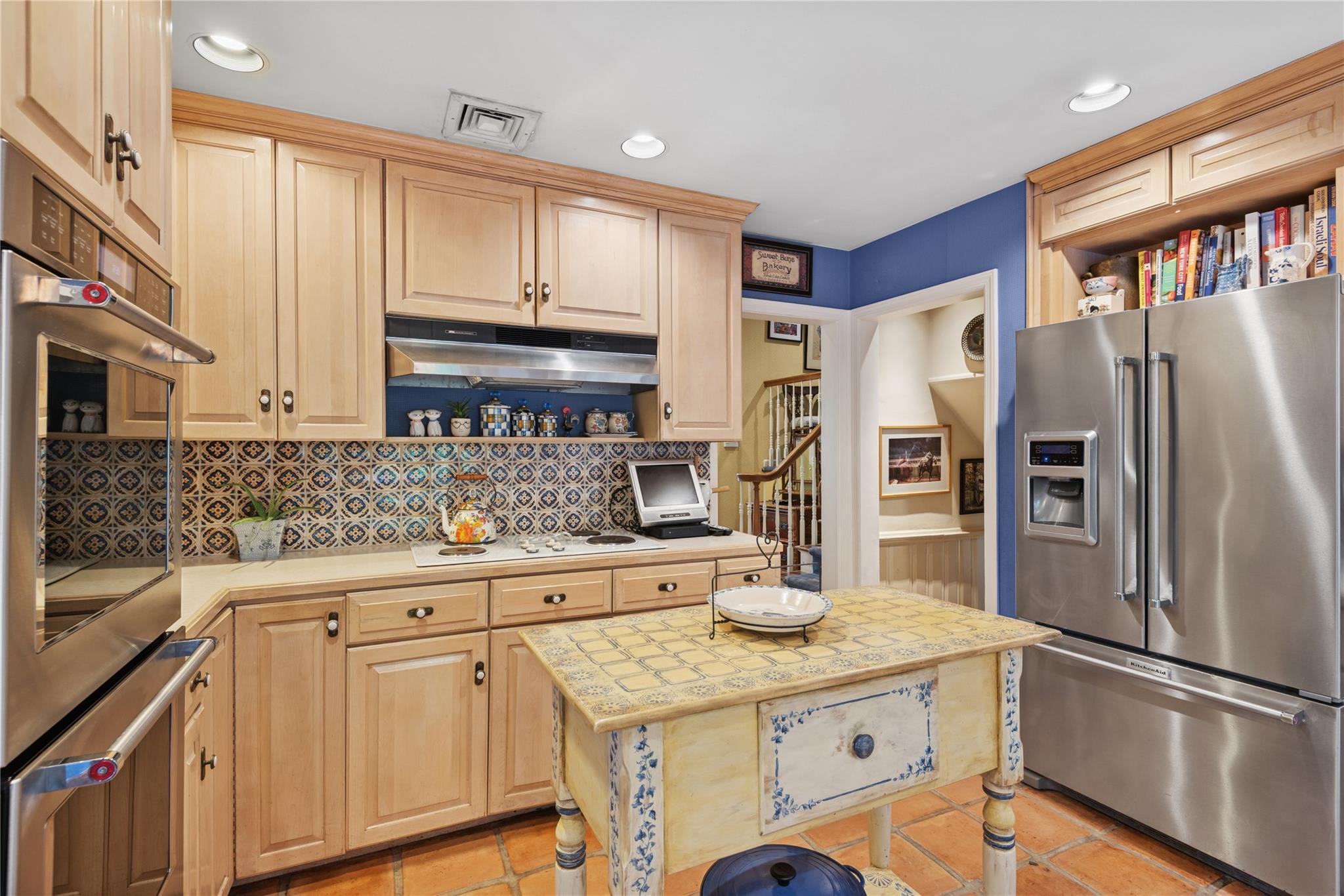 221 Somerset Drive Property Photo 14