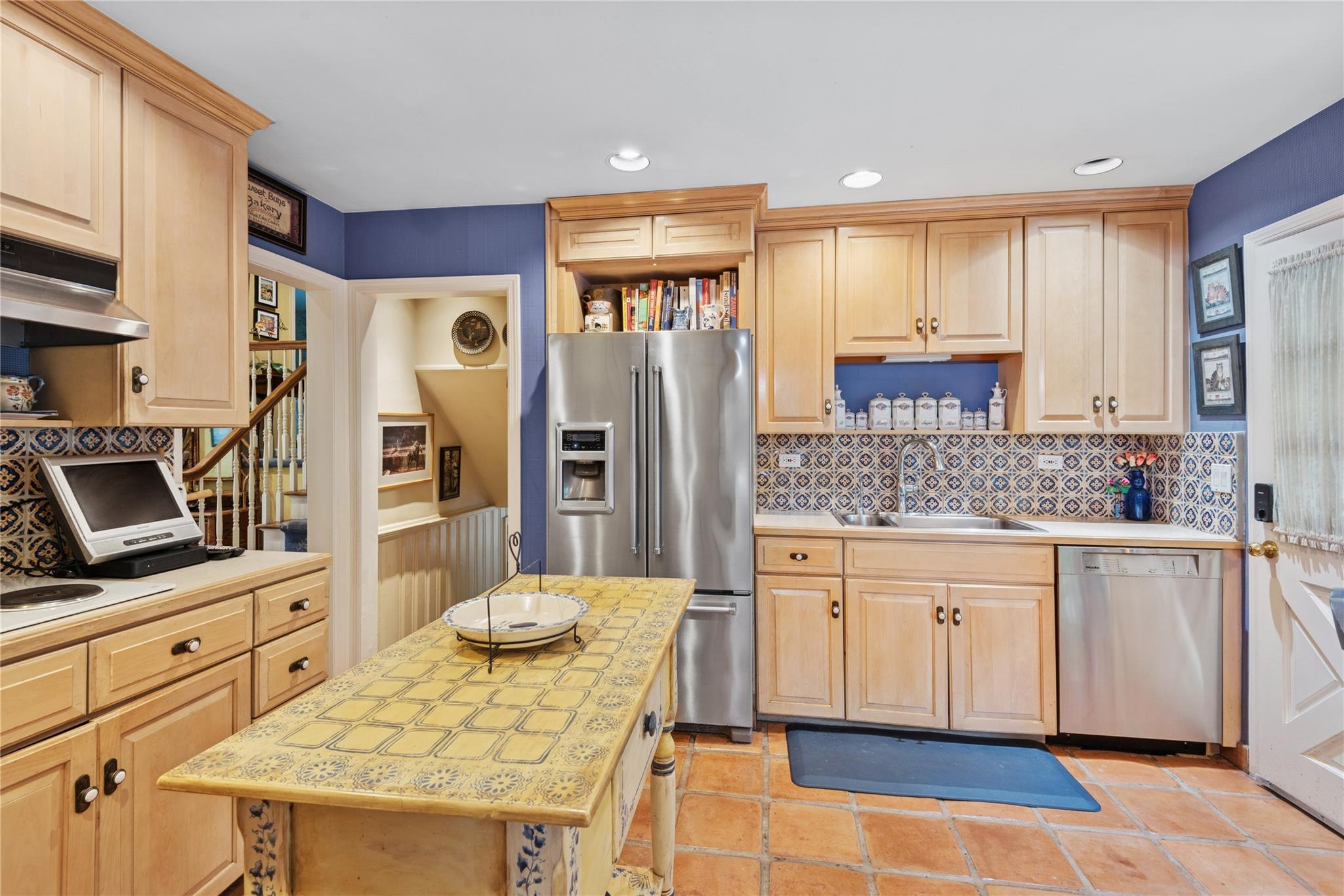 221 Somerset Drive Property Photo 15