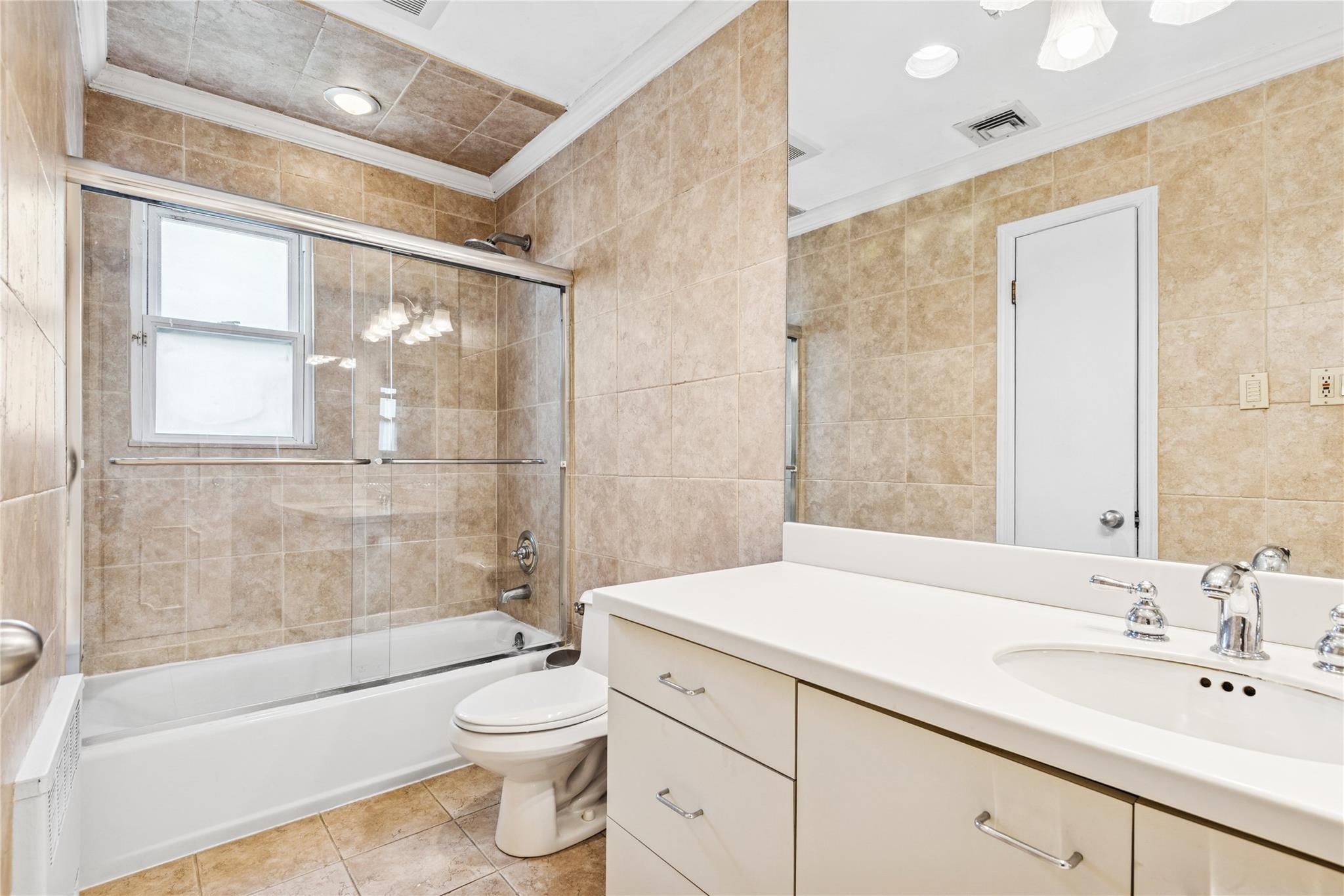 221 Somerset Drive Property Photo 22