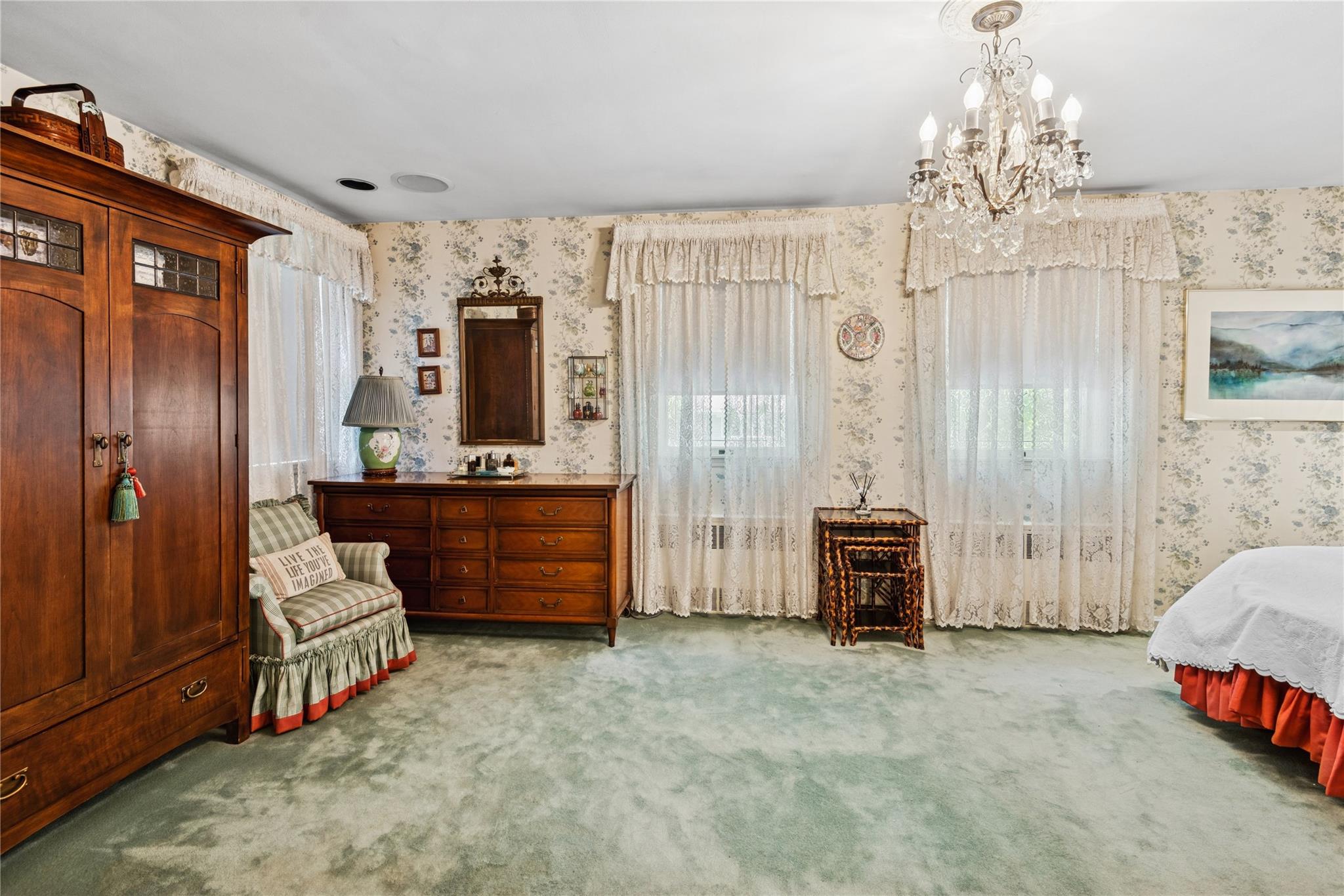 221 Somerset Drive Property Photo 23