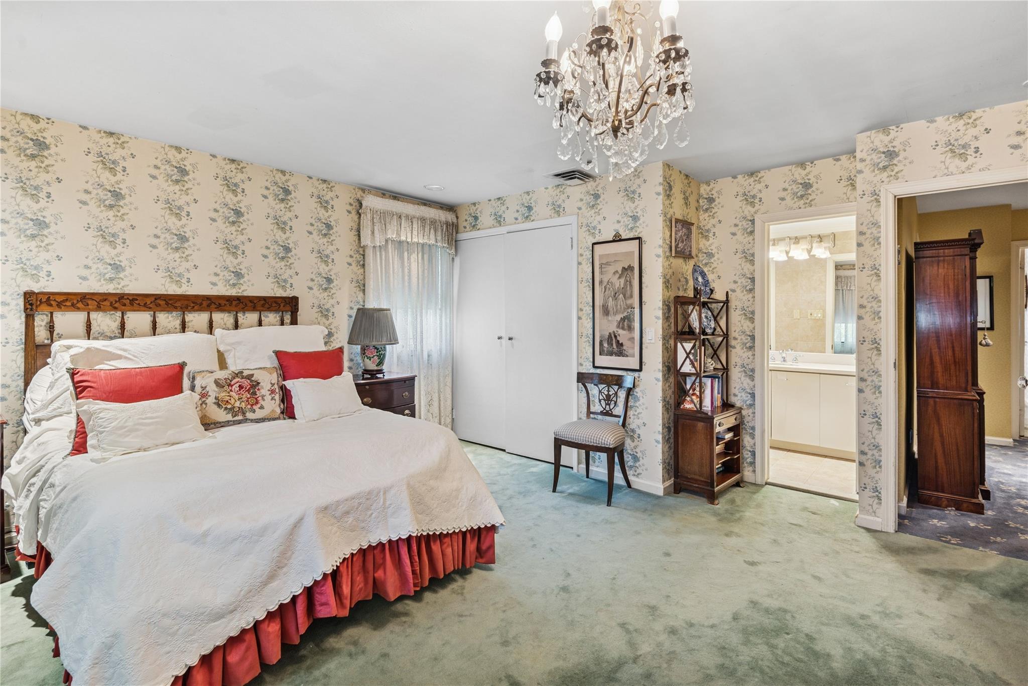 221 Somerset Drive Property Photo 24