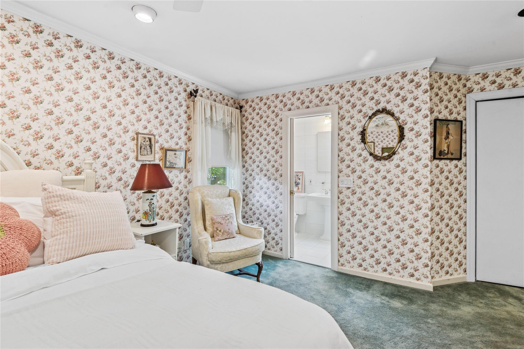 221 Somerset Drive Property Photo 28