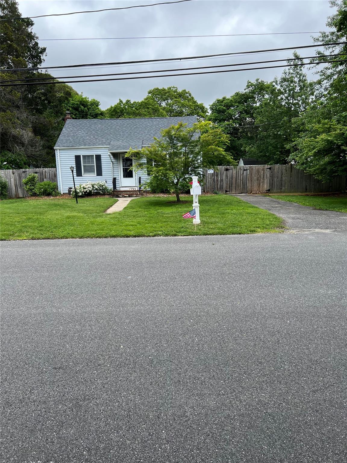 9 Mcgaw Ave Property Photo 1