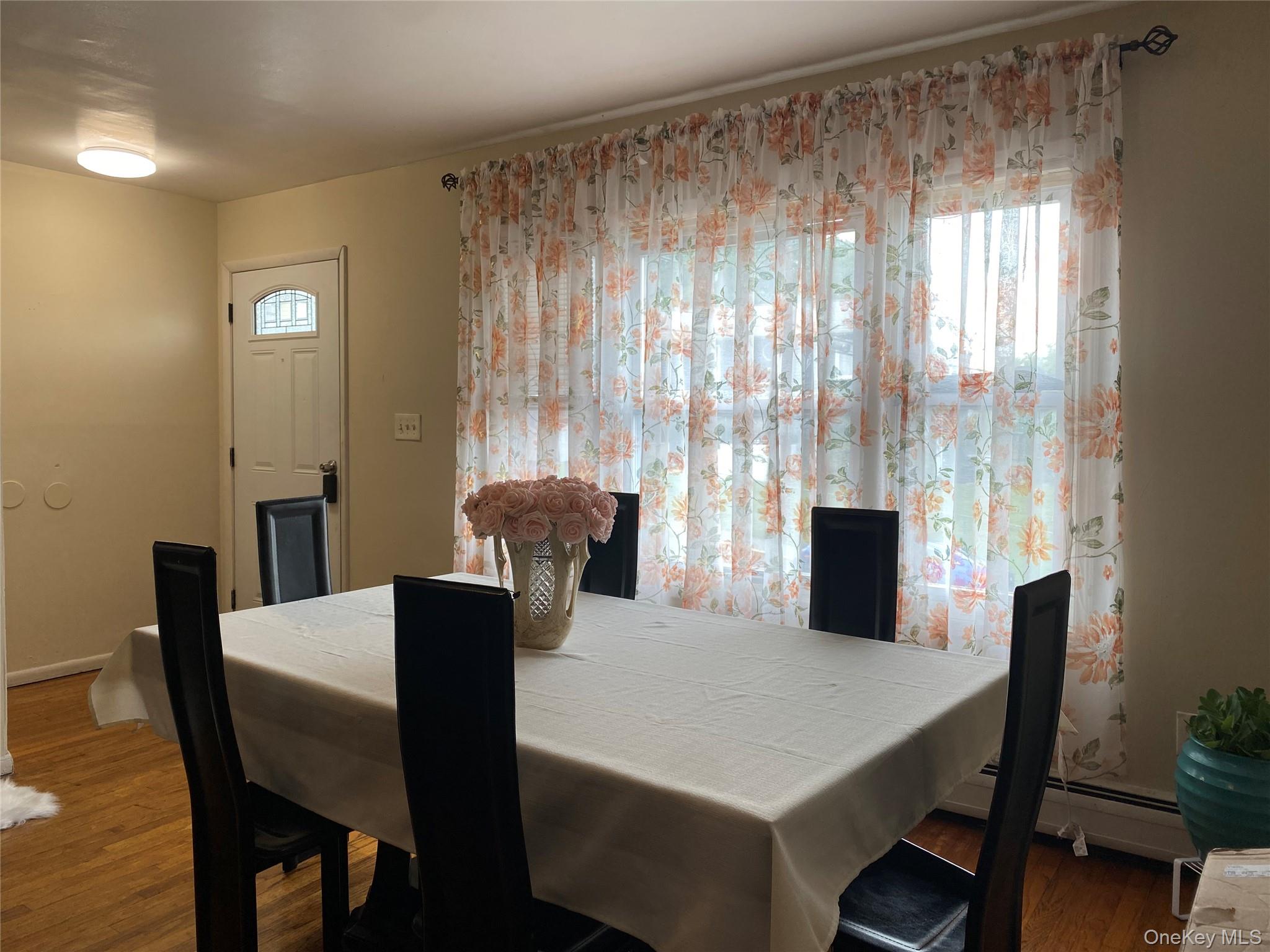 9 W Lincoln Street Property Photo 5