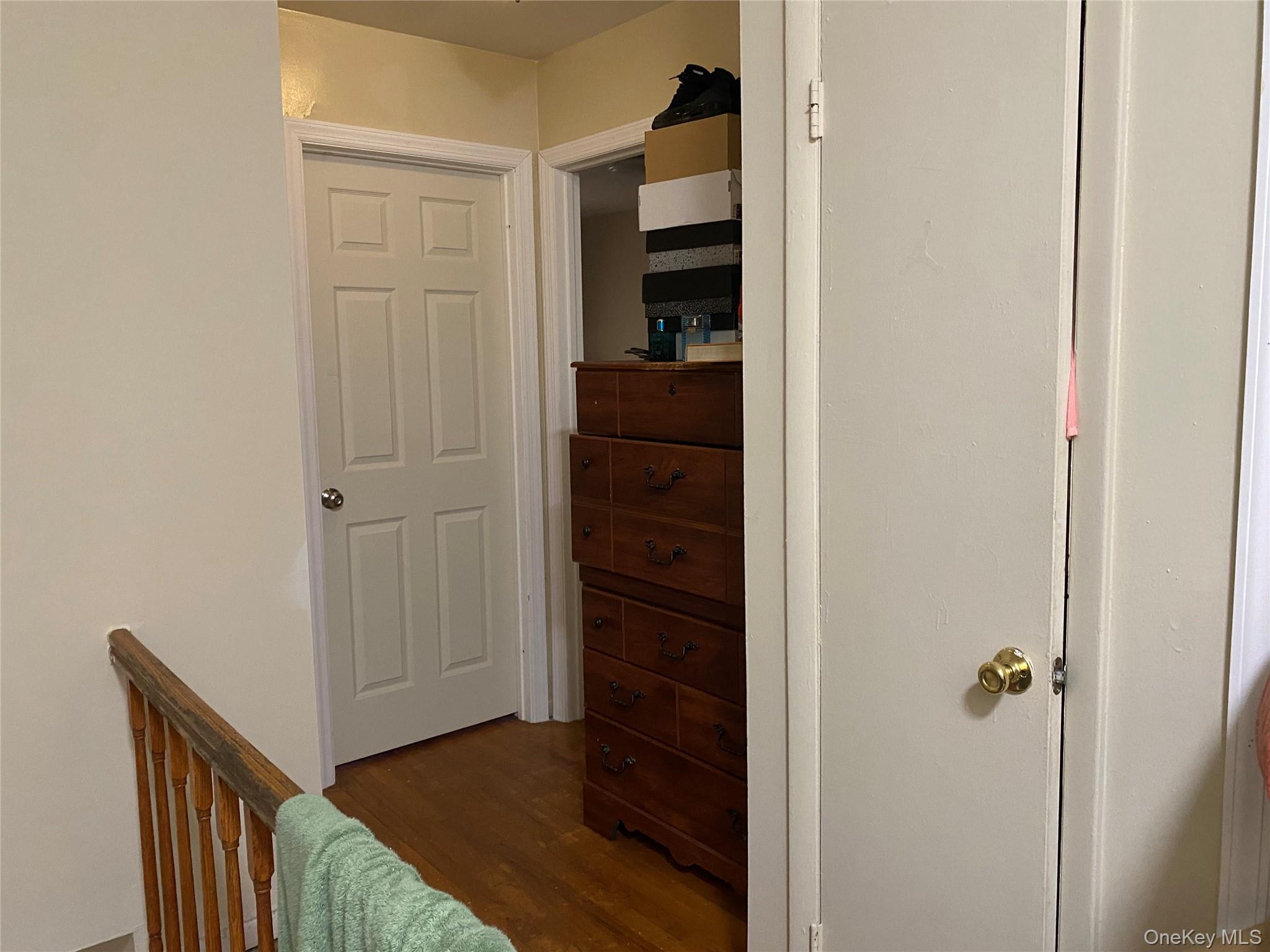 9 W Lincoln Street Property Photo 15