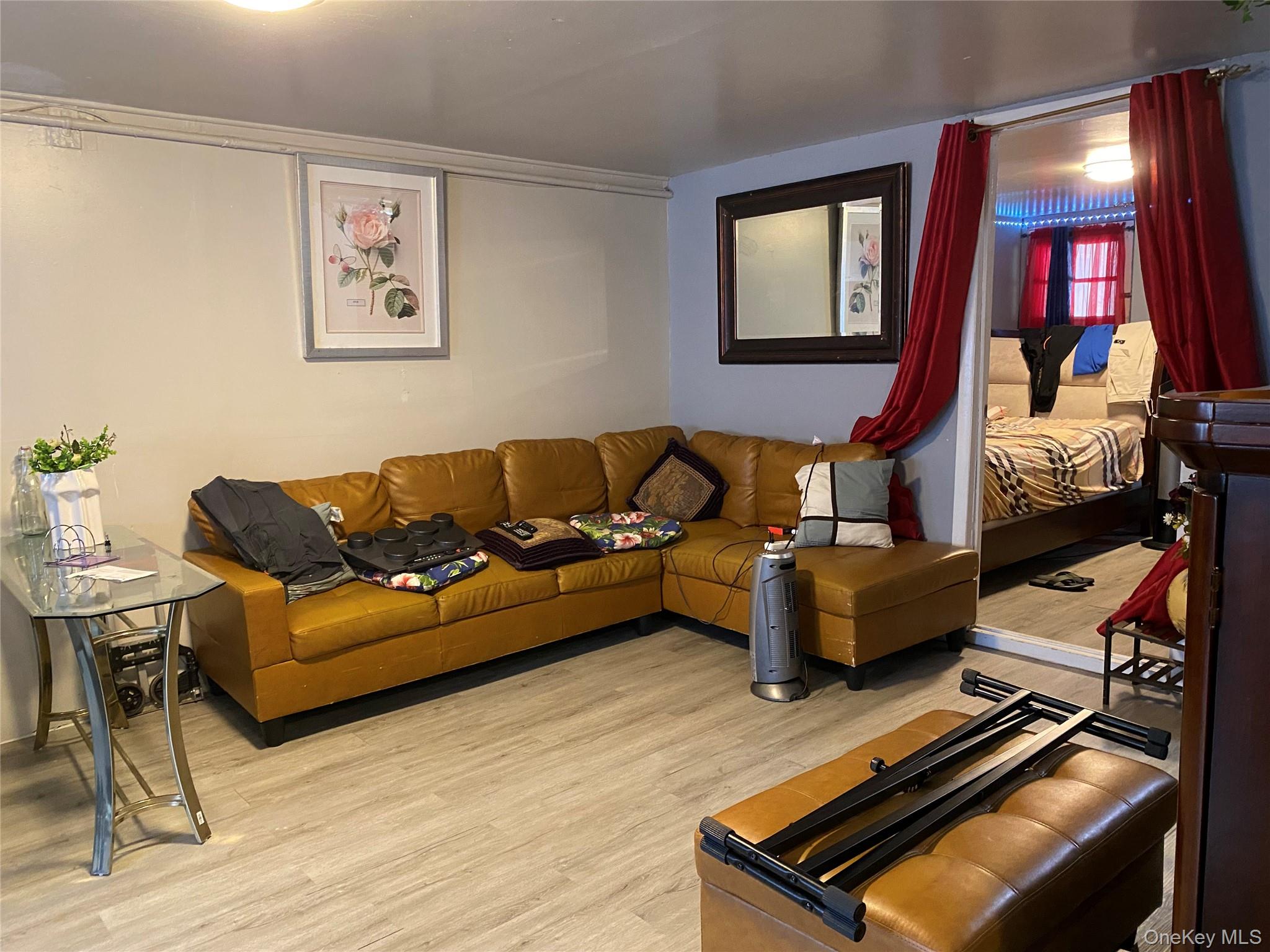 9 W Lincoln Street Property Photo 21