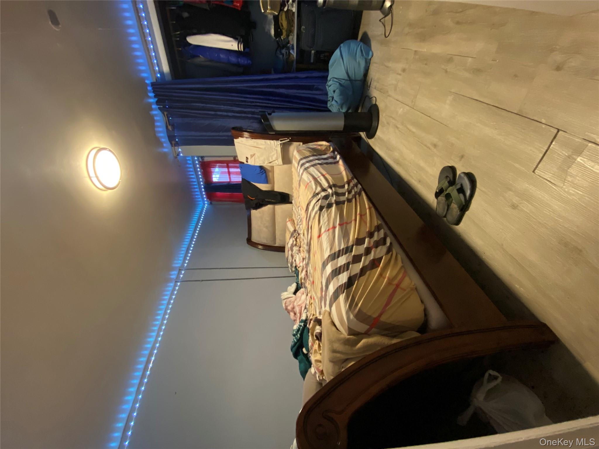 9 W Lincoln Street Property Photo 22