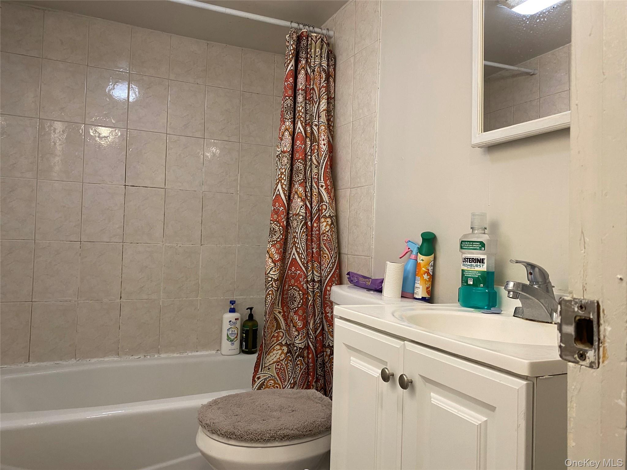 9 W Lincoln Street Property Photo 24