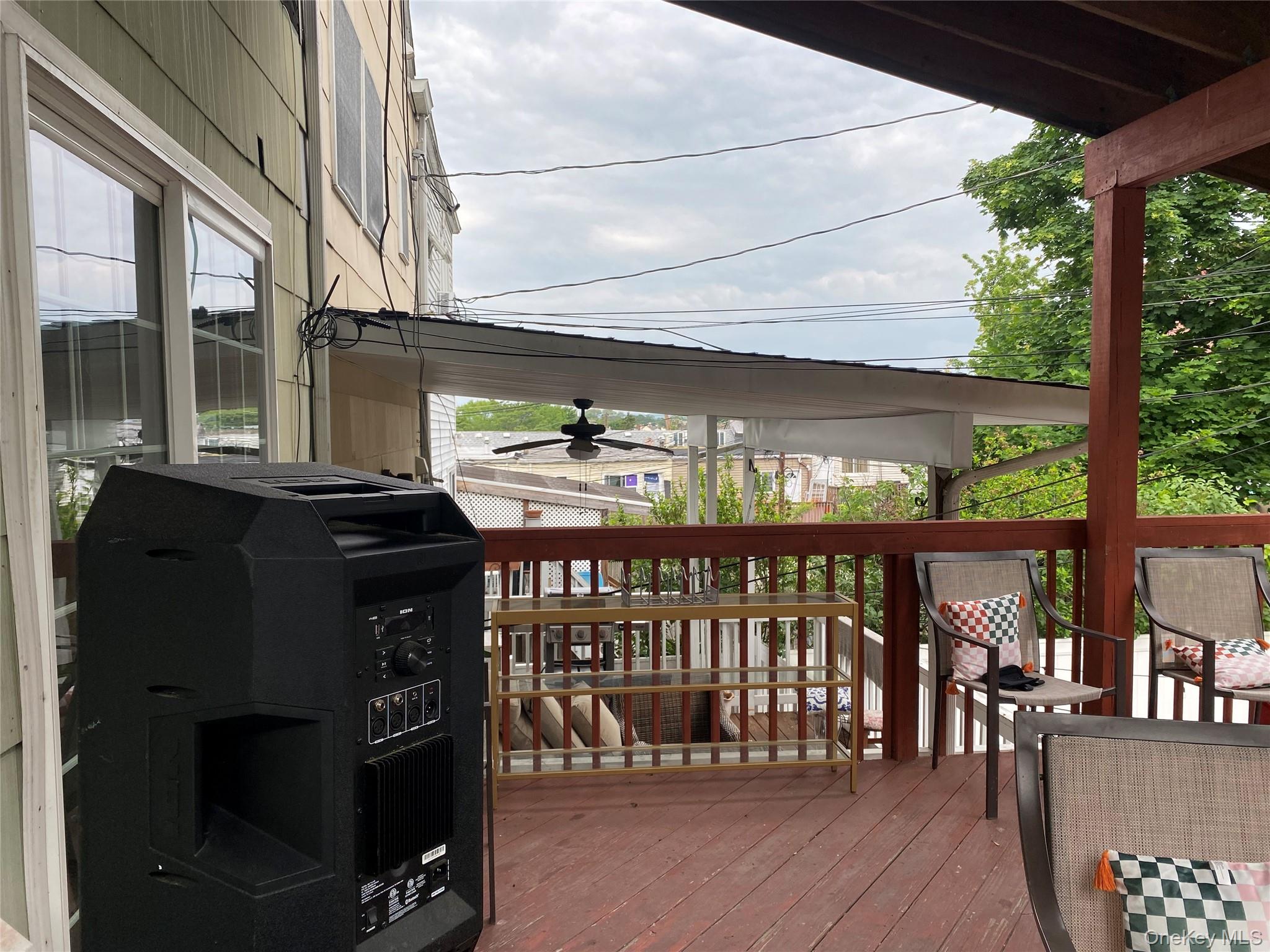 9 W Lincoln Street Property Photo 27