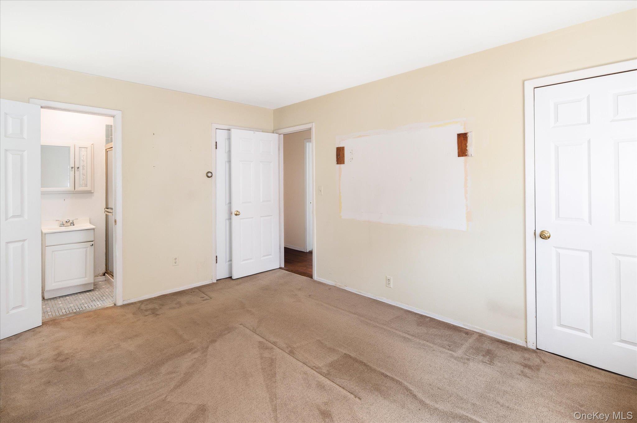 45 Laurelton Road Property Photo 12