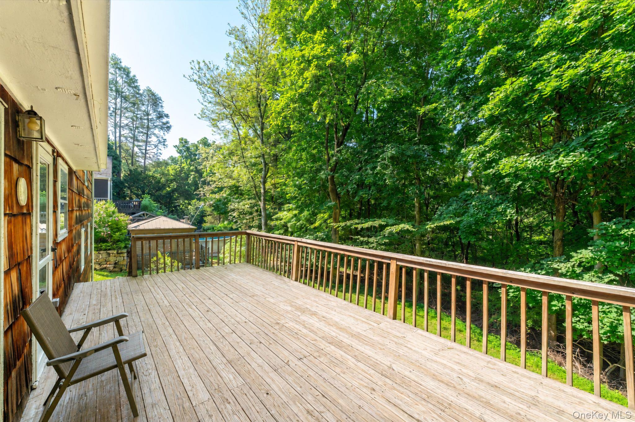 45 Laurelton Road Property Photo 24