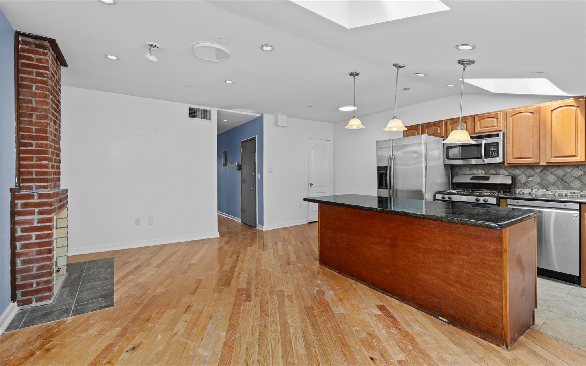 626 Madison Street Property Photo 31