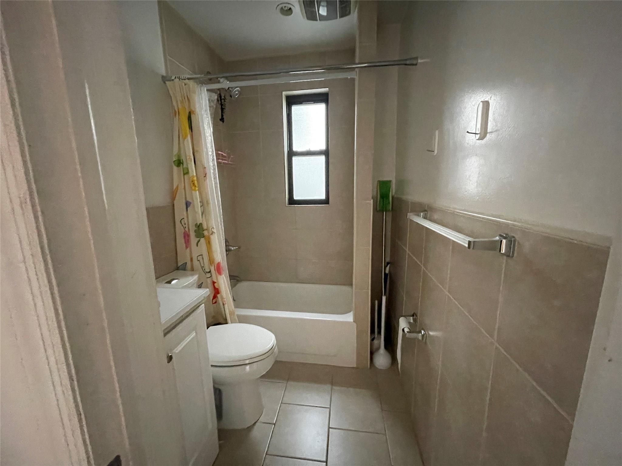 554 E 191st Street 1,2,3 Property Photo 11