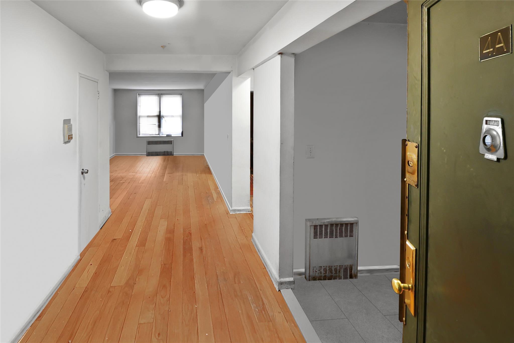 2105 Wallace Avenue 4a Property Photo 5