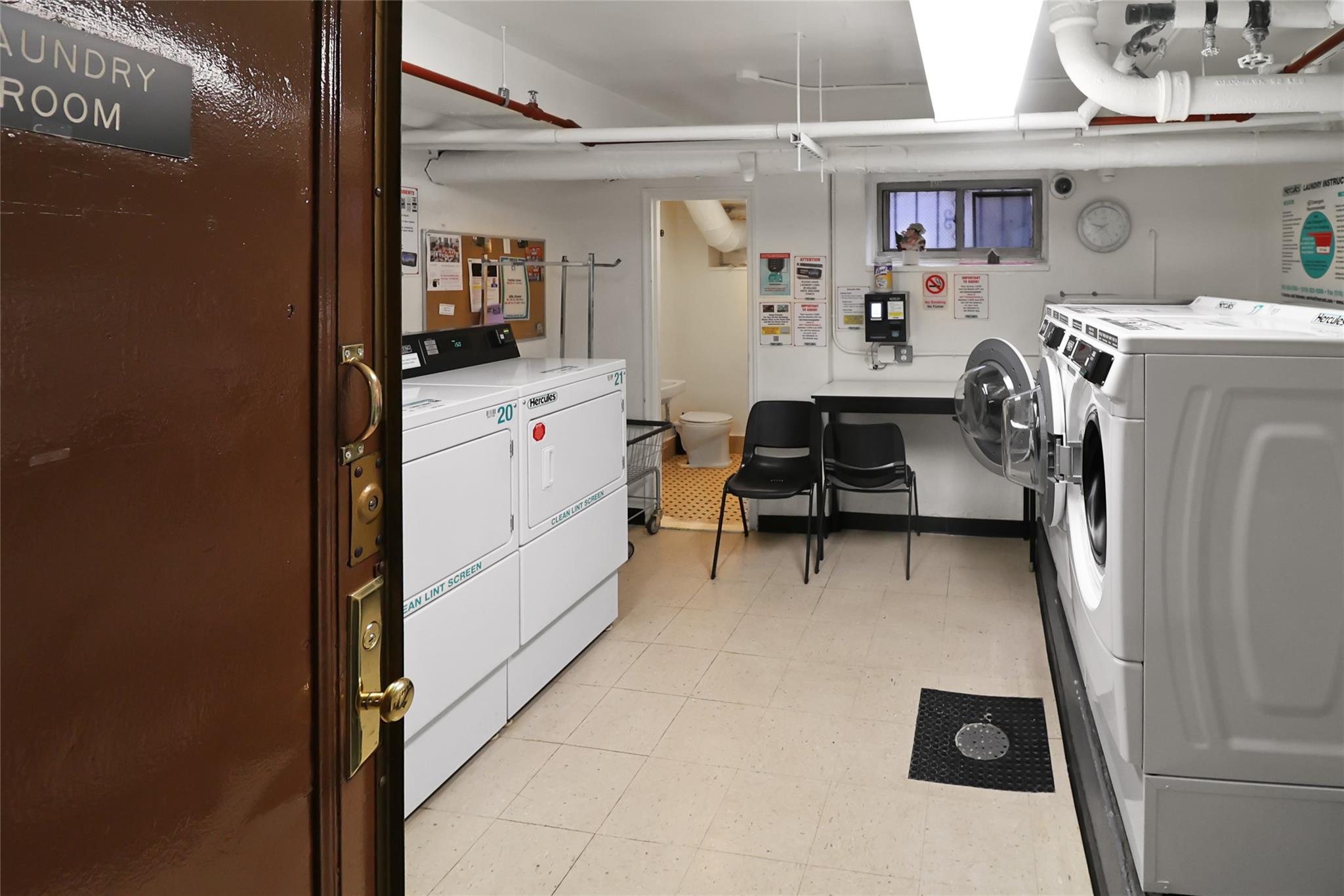 2105 Wallace Avenue 4a Property Photo 24