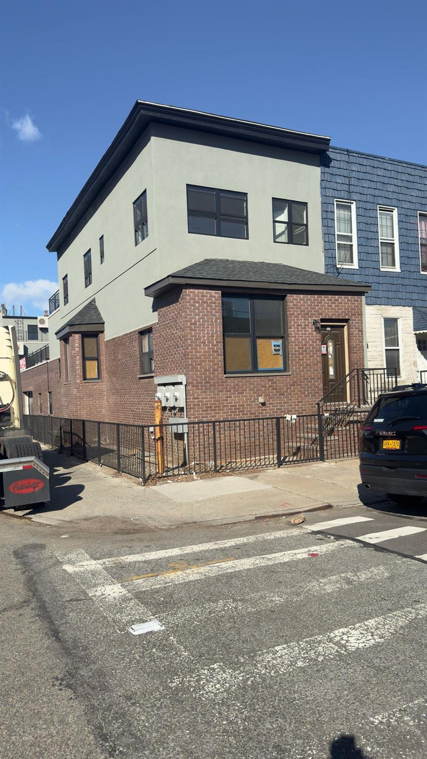 32 Radde Place Property Photo 1