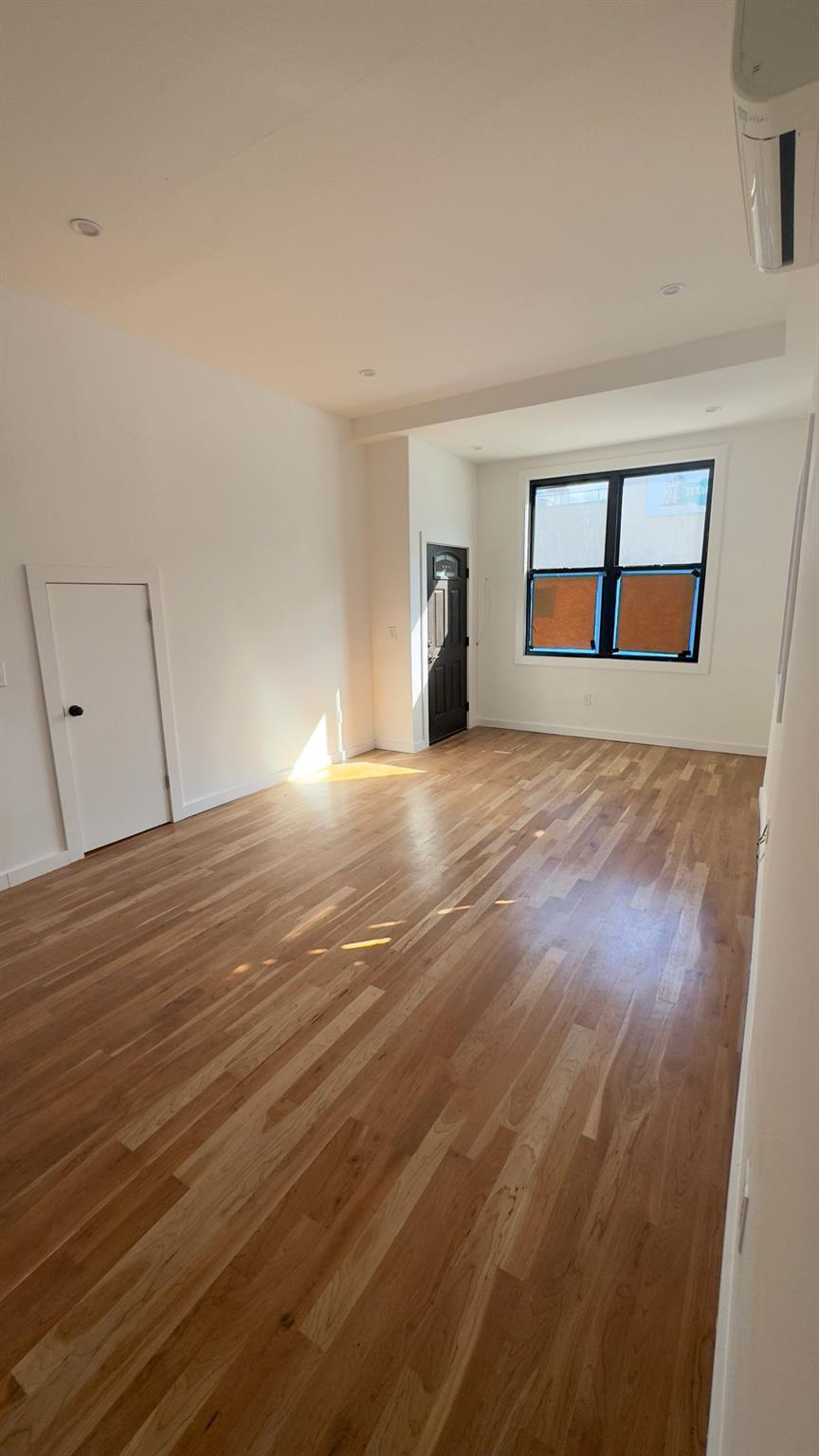 32 Radde Place Property Photo 19