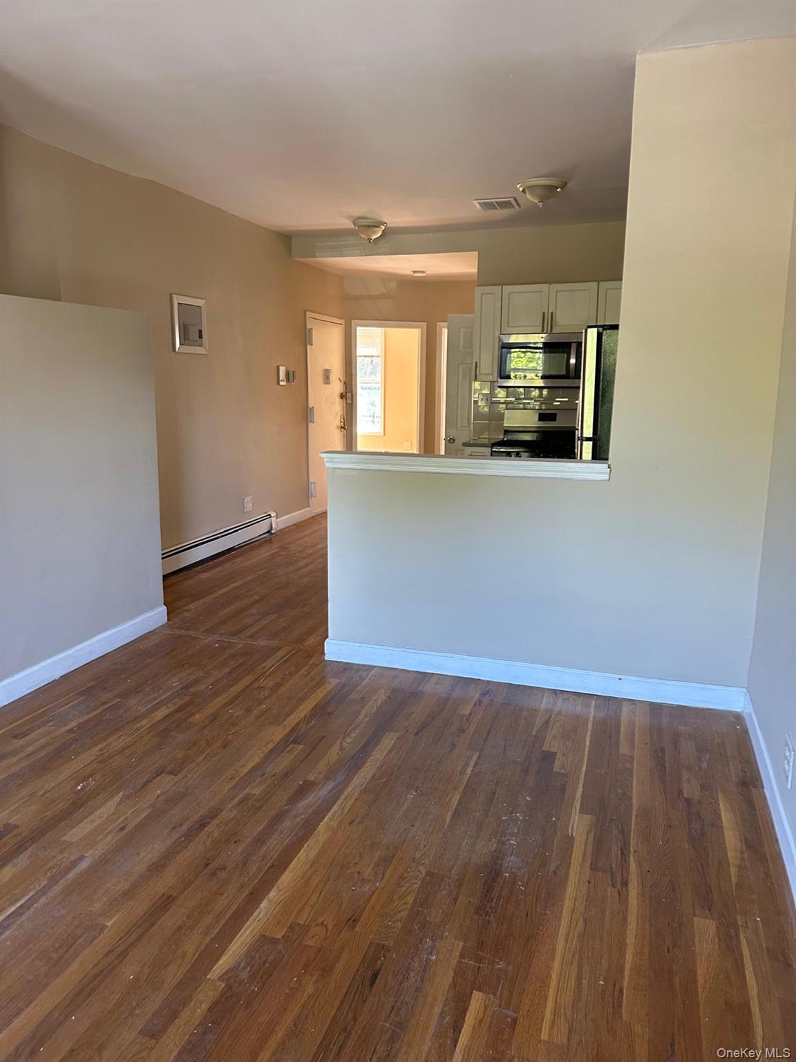980 Sutter Avenue Property Photo 7