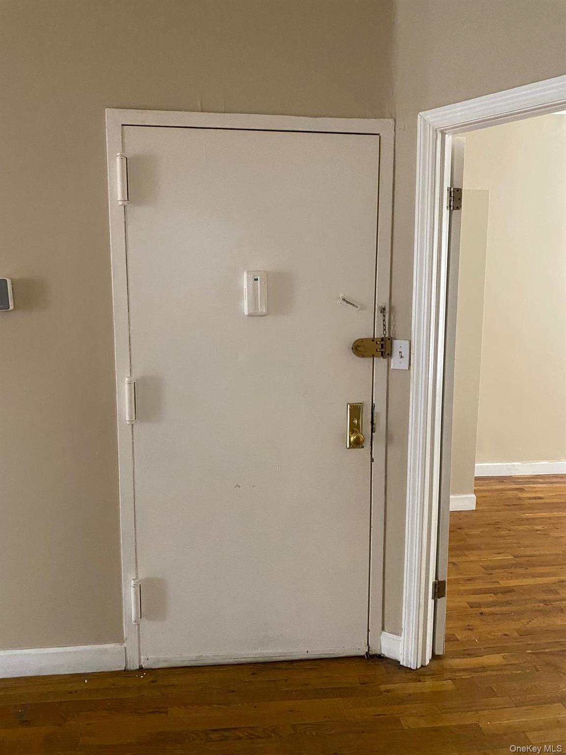 980 Sutter Avenue Property Photo 14