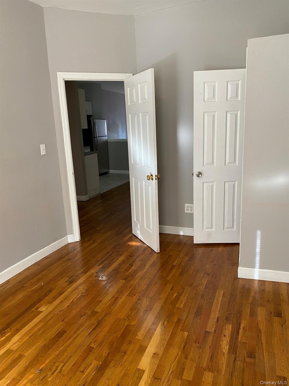 980 Sutter Avenue Property Photo 32