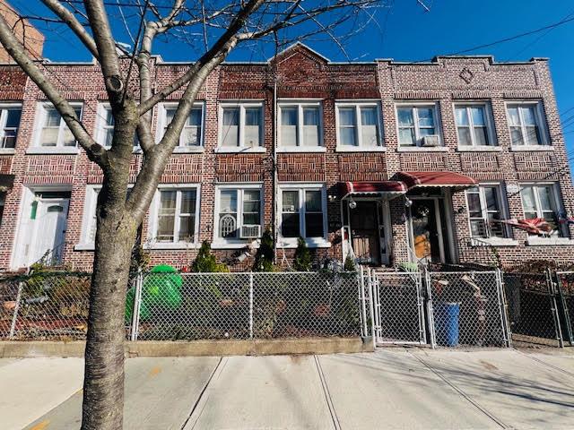 8617 102nd Street Property Photo 1