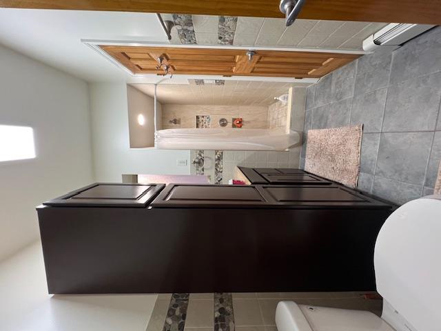 8617 102nd Street Property Photo 14